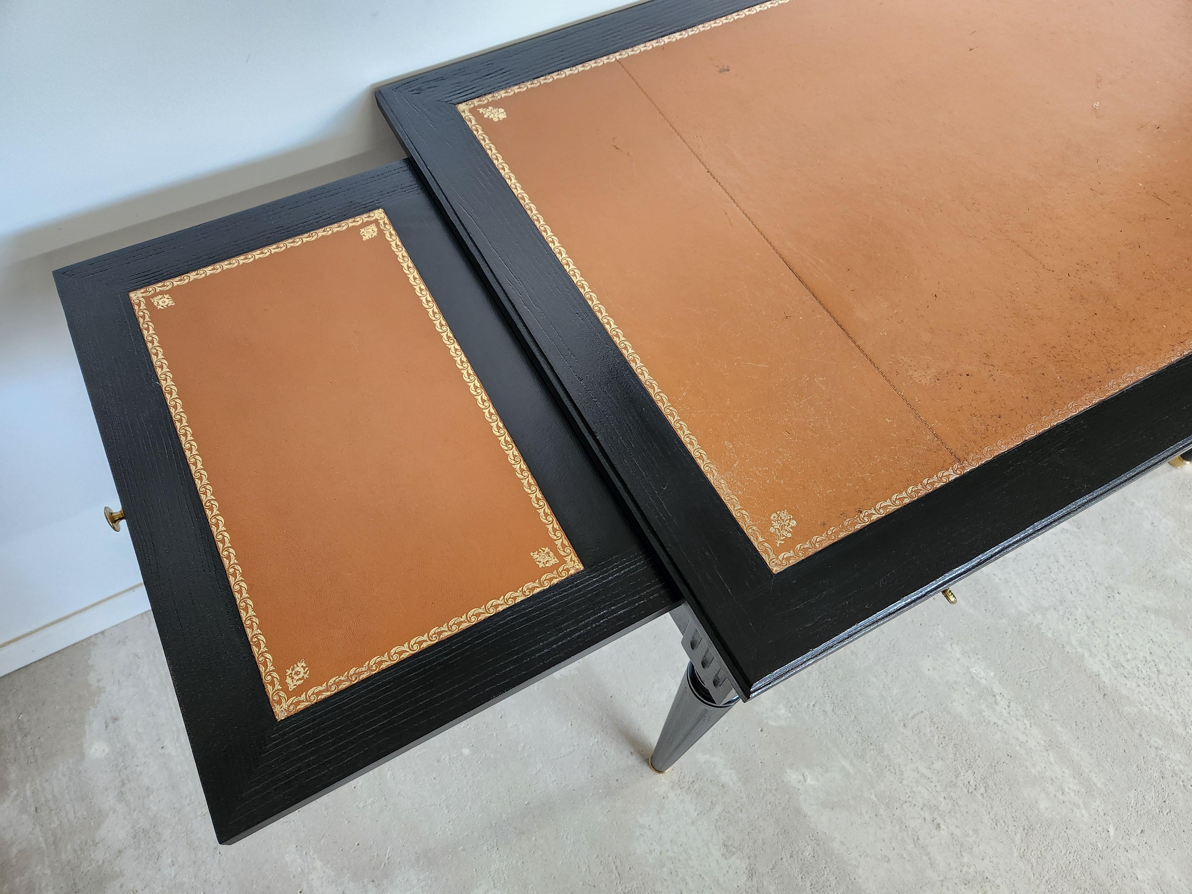 Antico scrittoio Luigi XVI, pelle cognac, bronzo e ottone in vendita 7