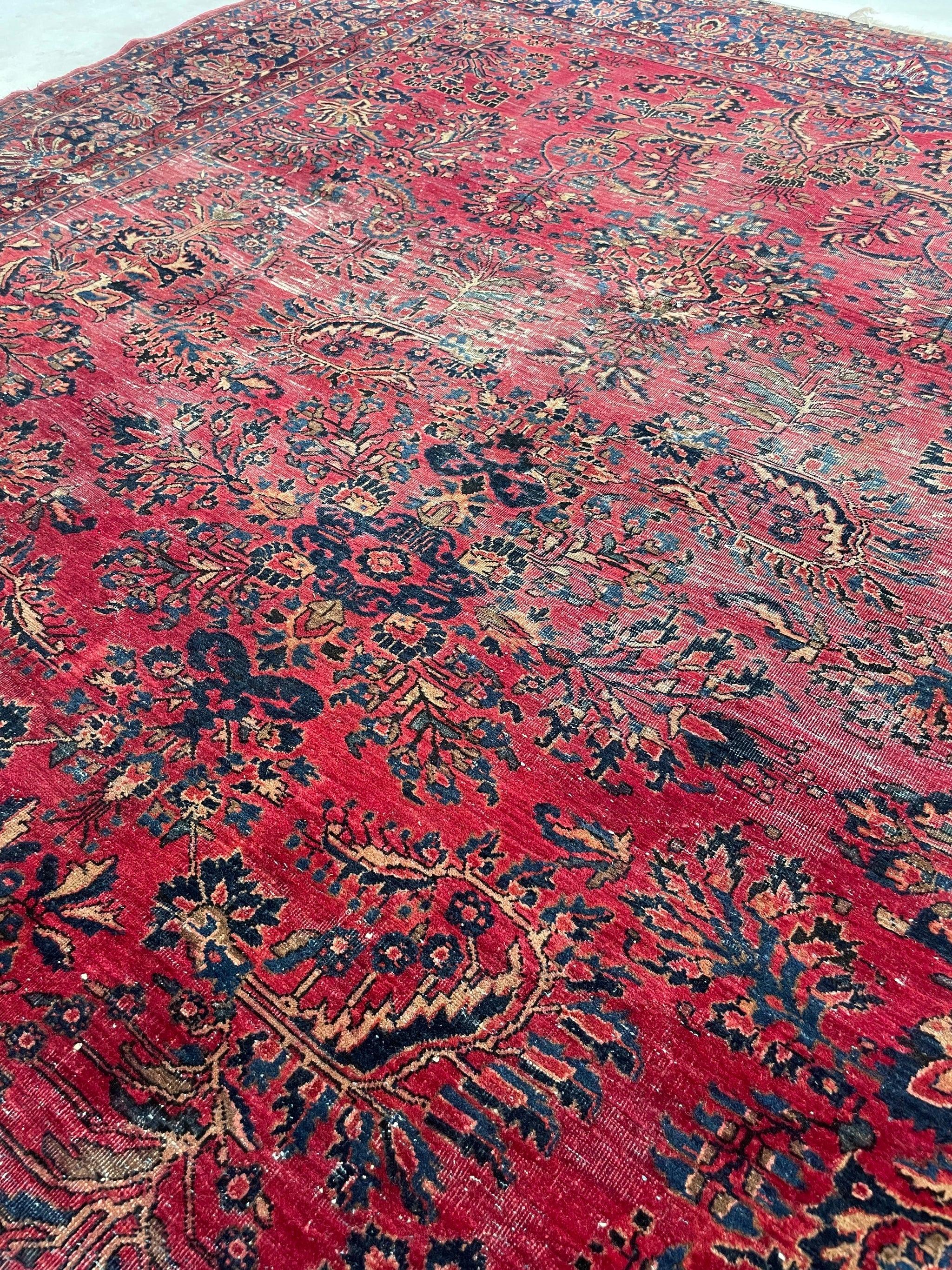 Antique Lovely Botanical Distressed Persian Sarouk Rug, circa 1920-30's In Good Condition For Sale In Milwaukee, WI