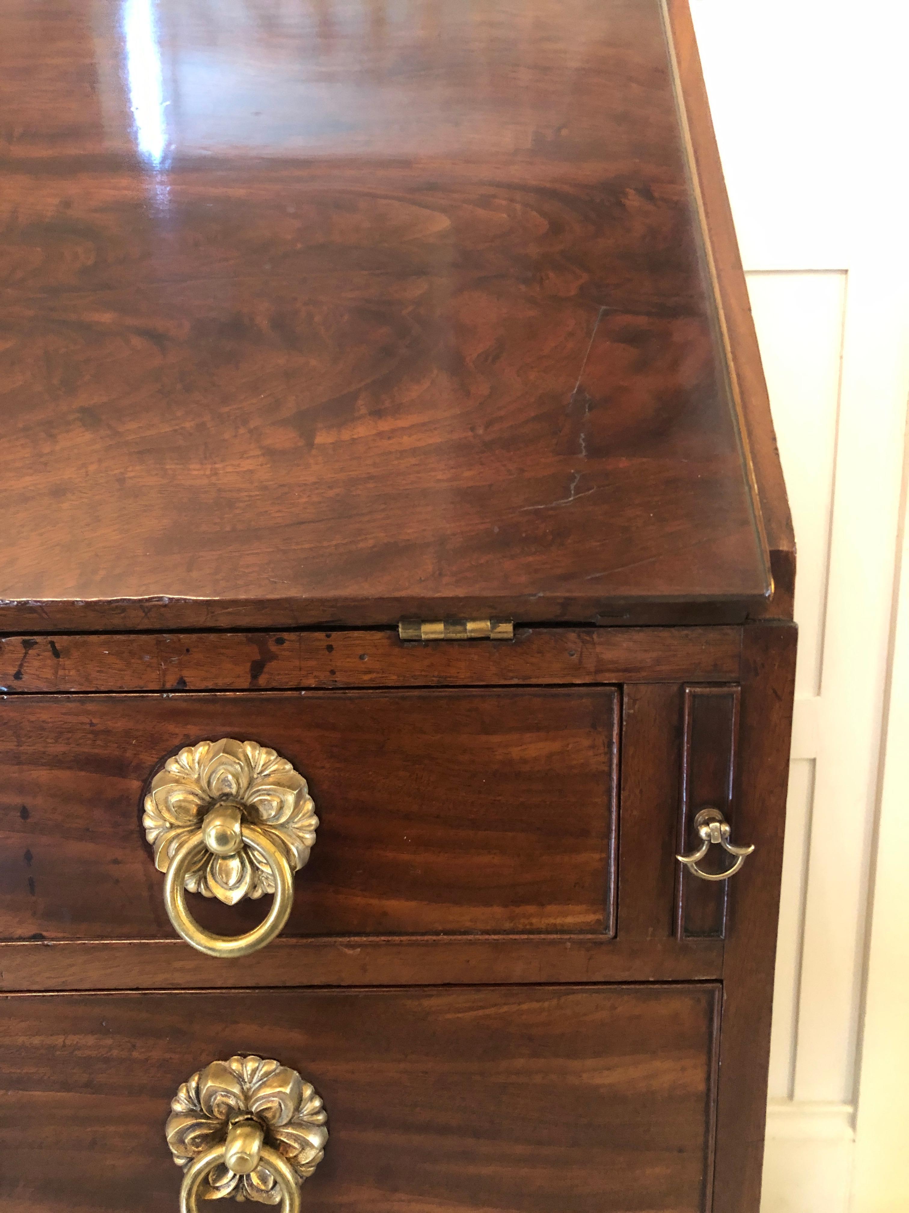 Antique George III Quality Mahogany Bureau For Sale 9