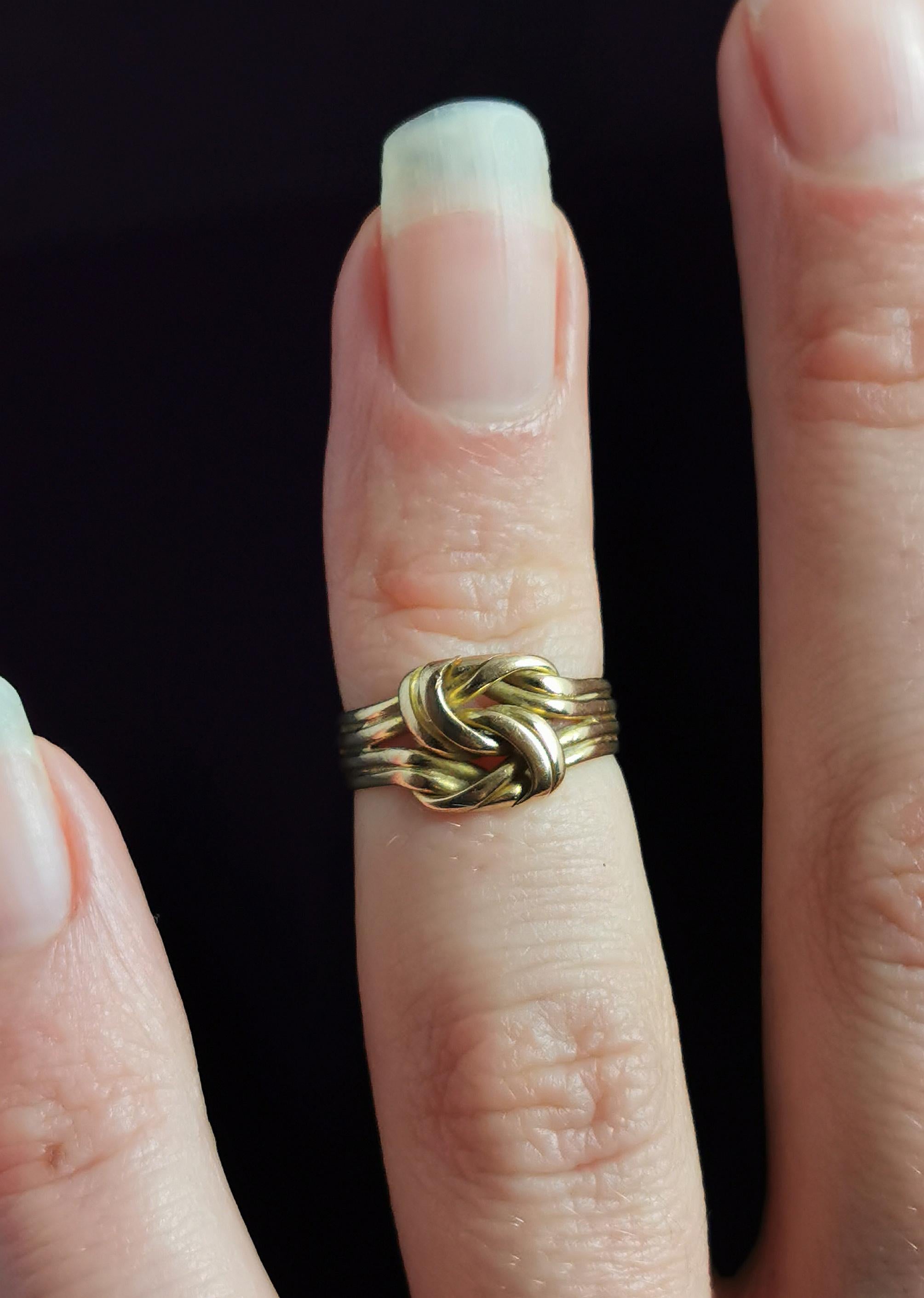 Women's Antique Lovers Knot Ring, 18 Karat Yellow Gold