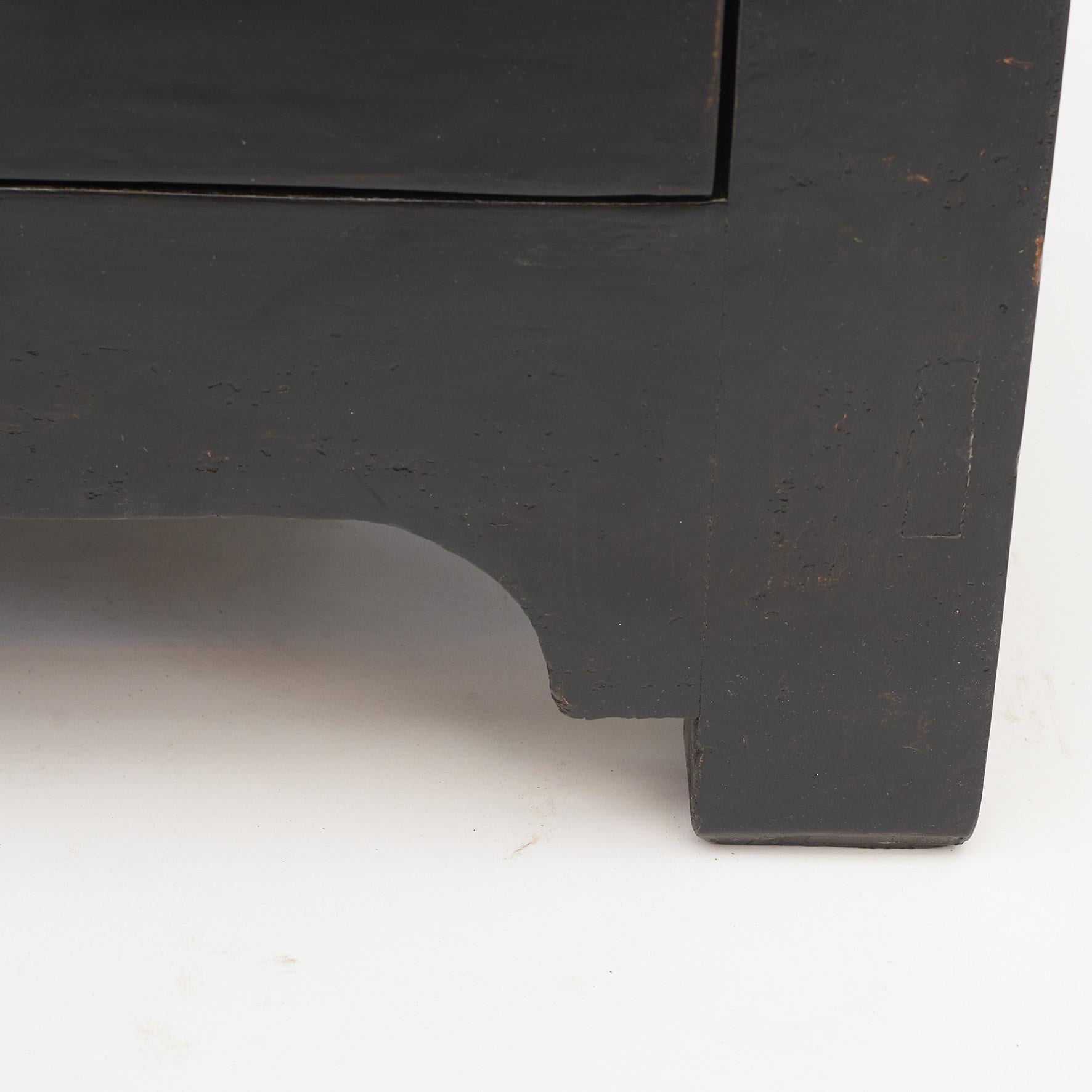 Antique Low Black Lacquer Chinese Kang Cabinet, Double Doors and 4 Drawers 4