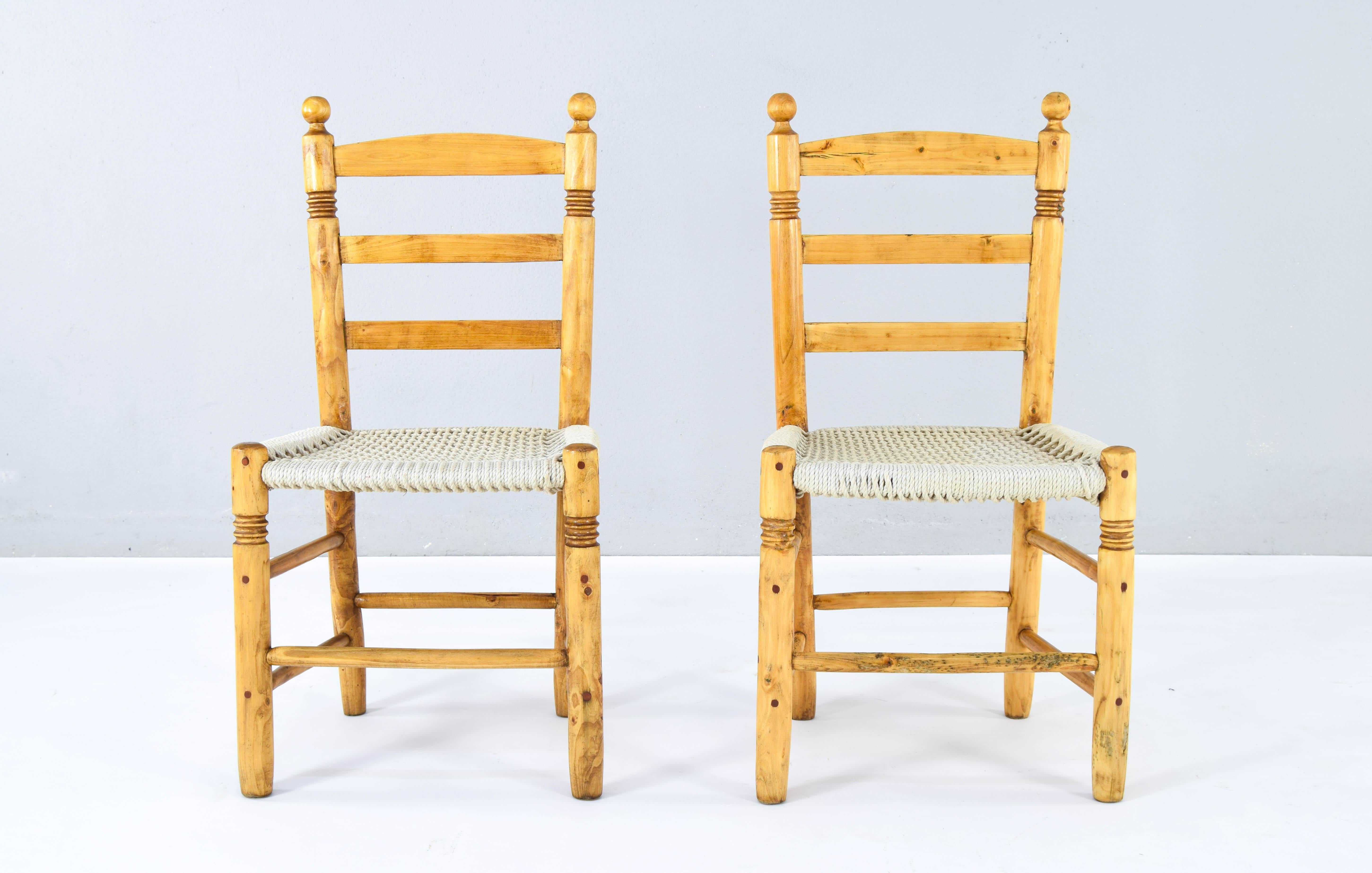 Spanish Colonial Antique low Traditional Andalusian Mediterranean Chairs made of Wood and Rope For Sale