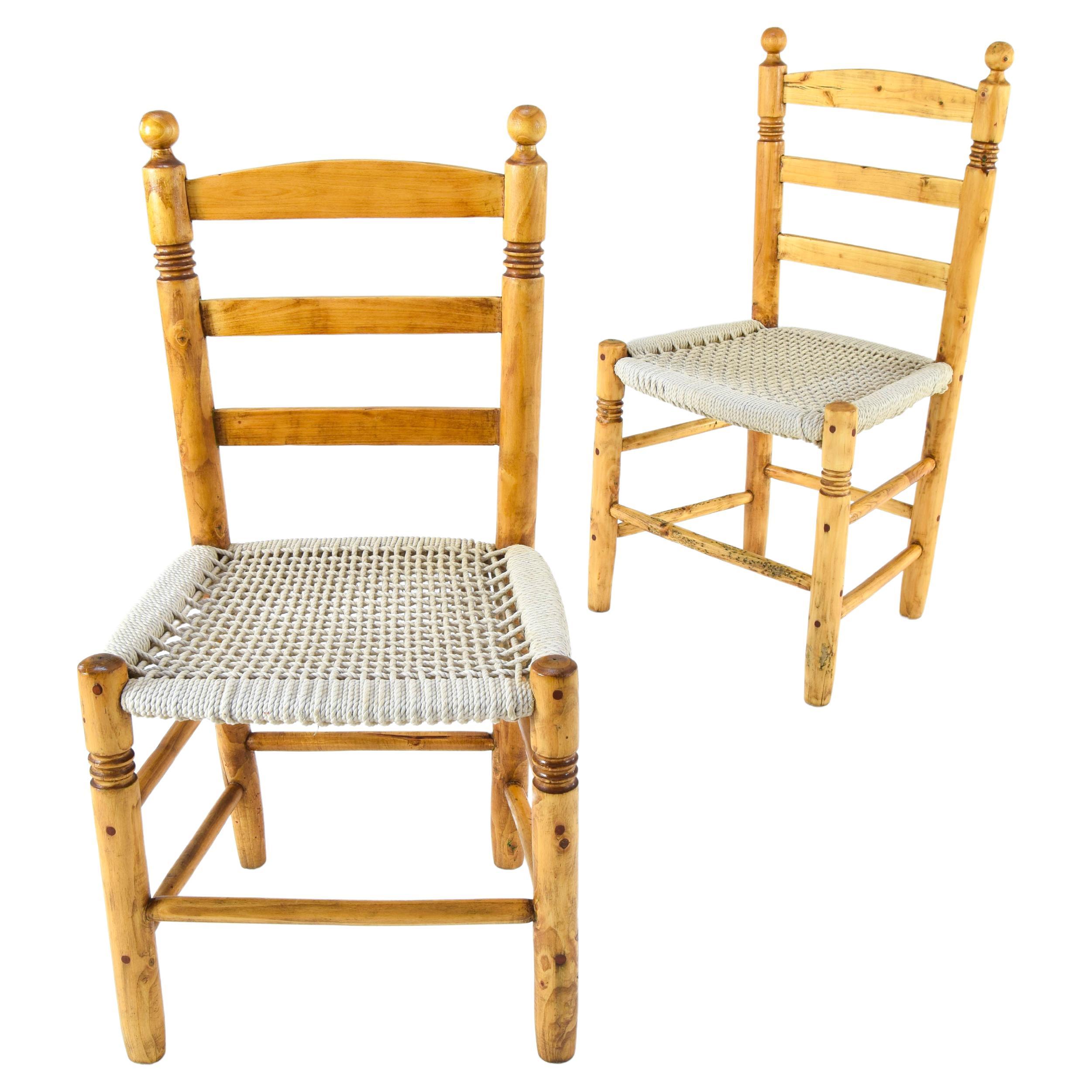 Antique low Traditional Andalusian Mediterranean Chairs made of Wood and Rope For Sale