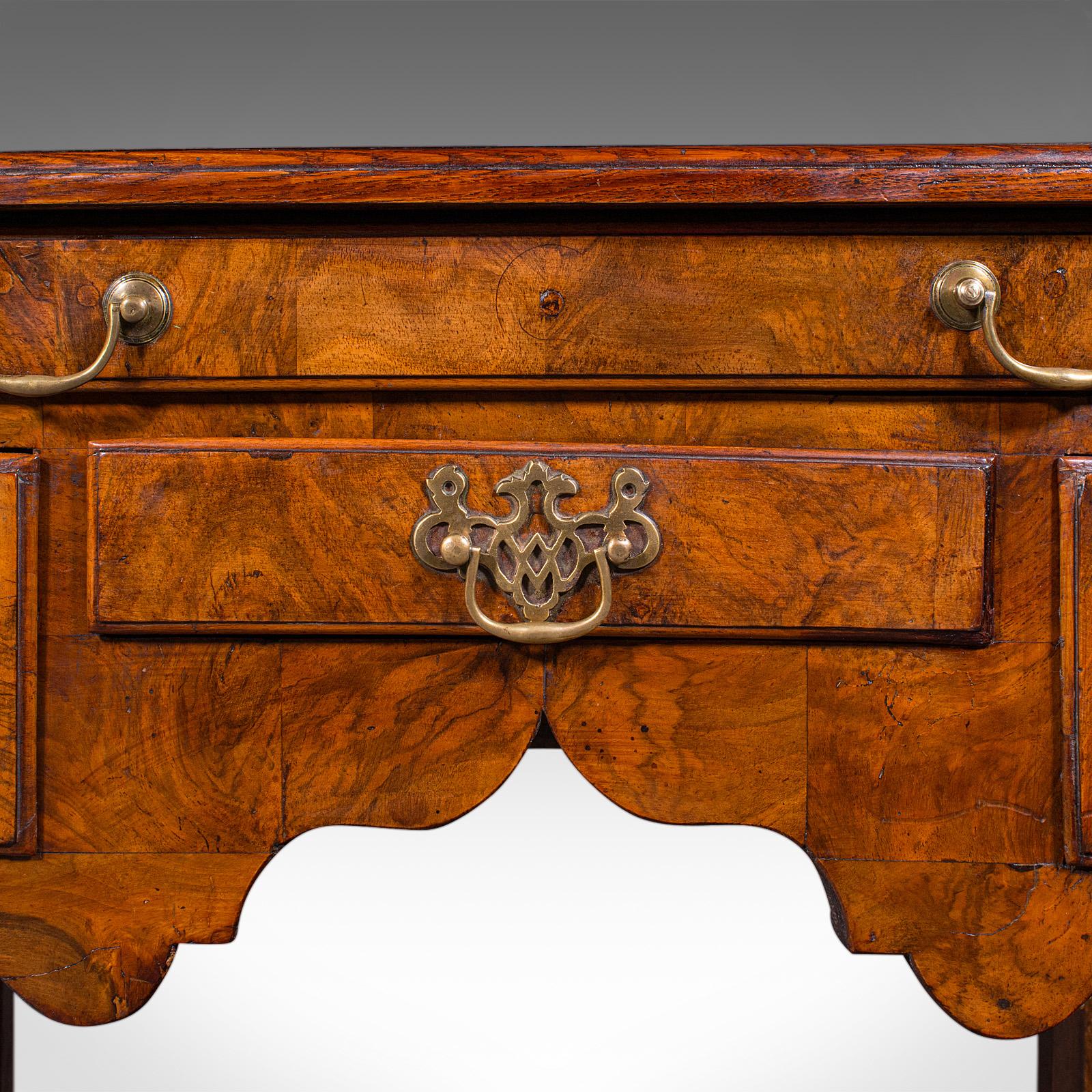 Table basse ancienne, géorgienne, anglaise, ronce de noyer, Oak, hall, côté, C.C.C. en vente 3