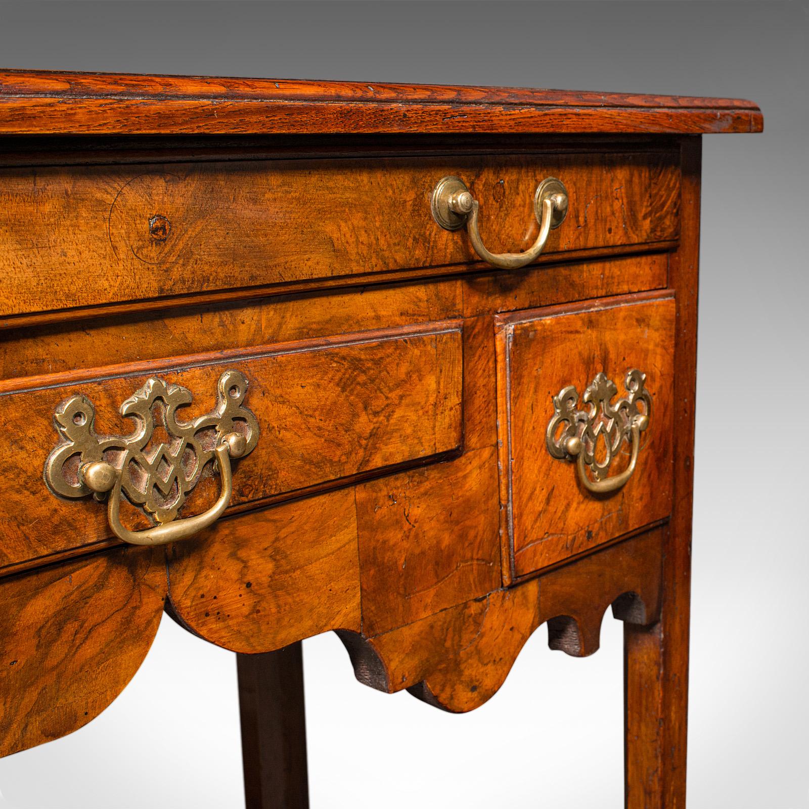 Table basse ancienne, géorgienne, anglaise, ronce de noyer, Oak, hall, côté, C.C.C. en vente 2