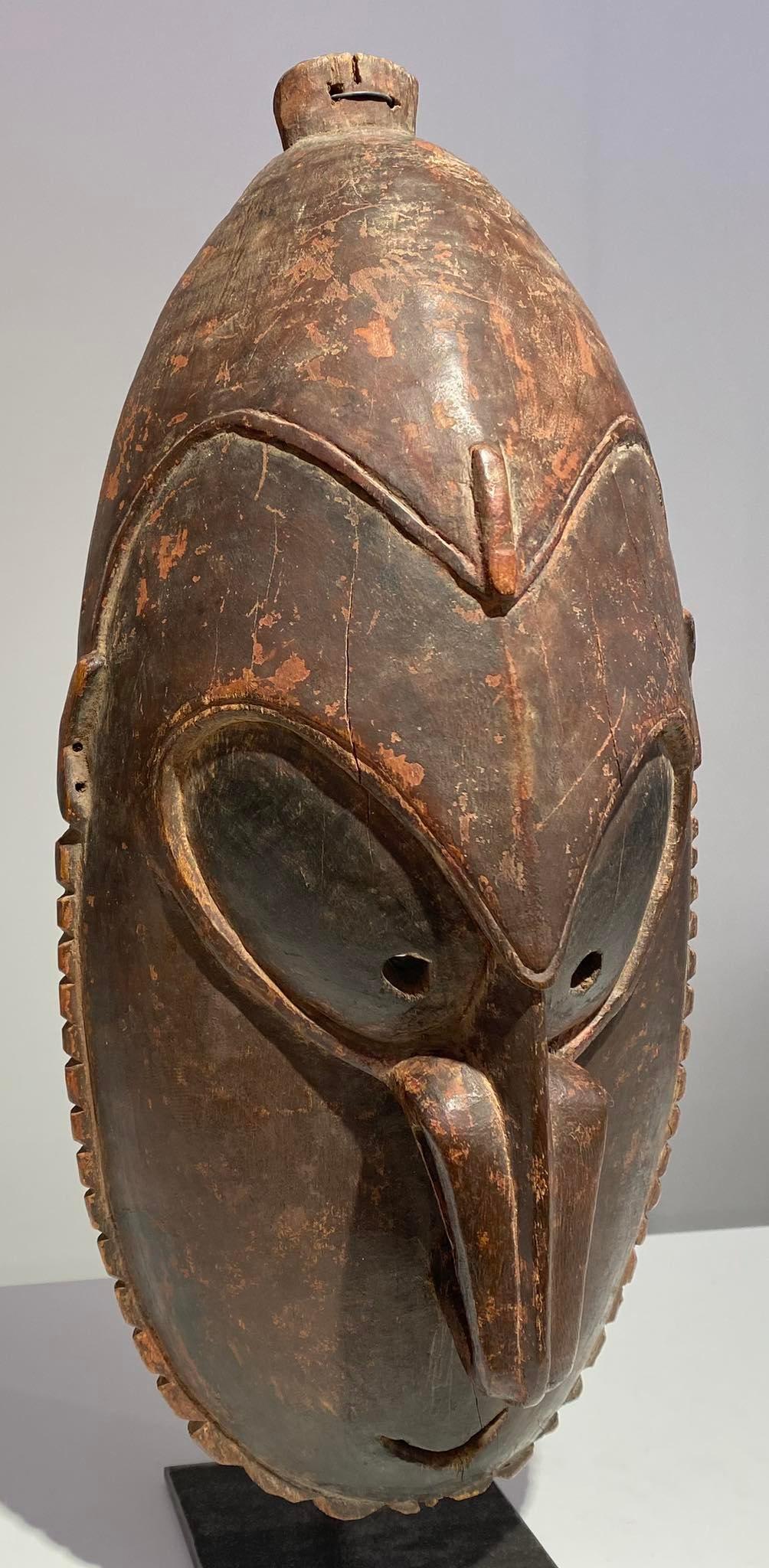 Antike niedrige Sepik-Kragen-Maske Papua-Neuguinea Murik-Sees Ramu Ozeanisch (Hartholz) im Angebot