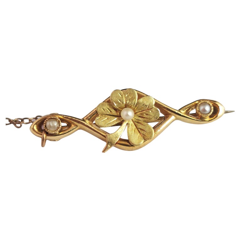 Antique Lucky Clover, Shamrock Brooch, 9k Gold and Seed Pearl at 1stDibs |  gold shamrock brooch, vintage shamrock brooch