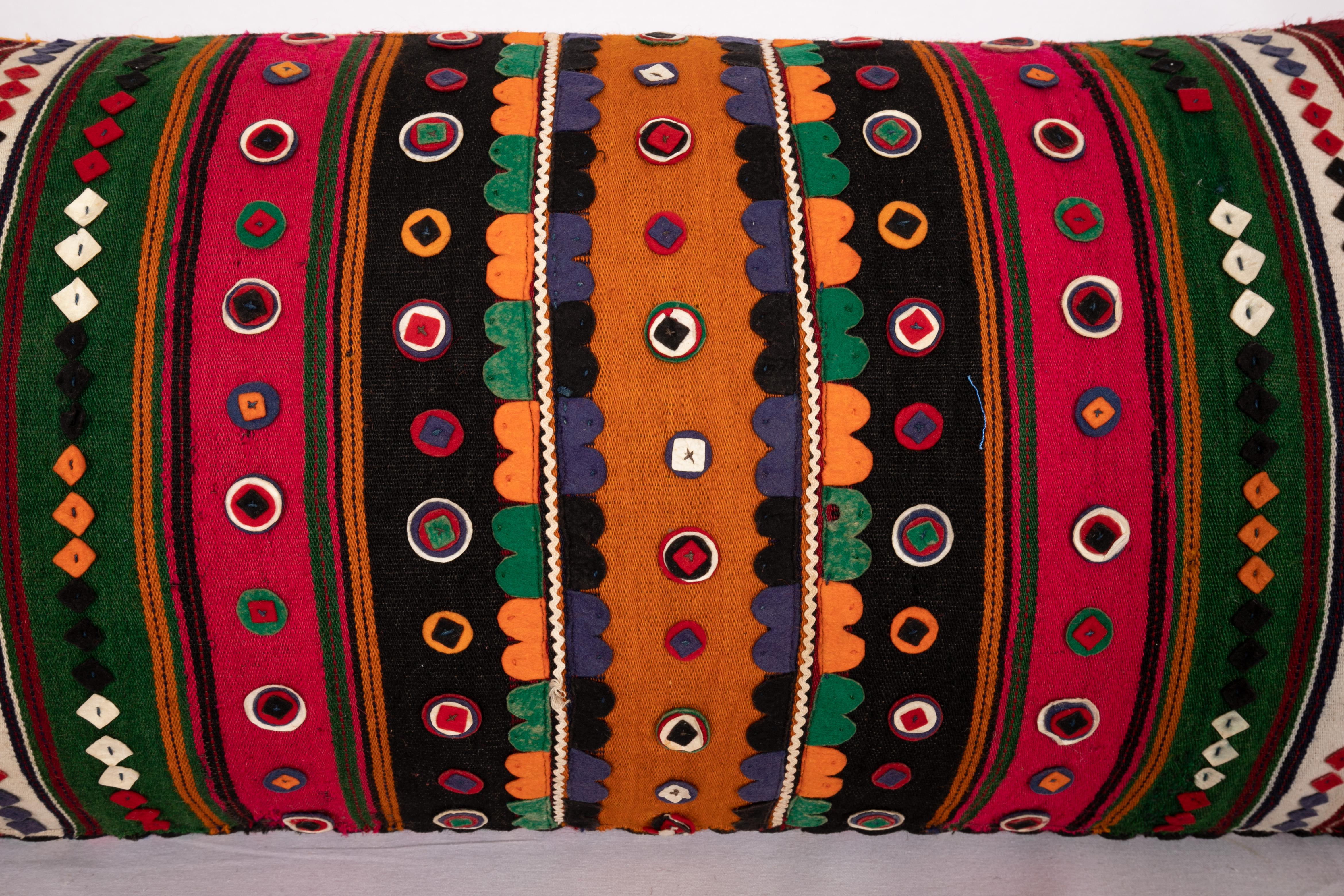 Antique Lumbar Made from a Western Anatolian Pomak Skirt In Good Condition For Sale In Istanbul, TR