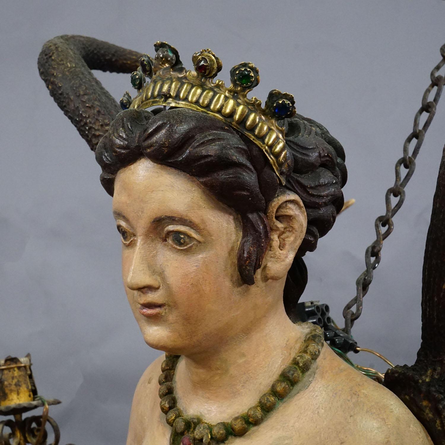 Inizio XX secolo Antico Lusterweibchen di una sirena del 1900 ca. in vendita