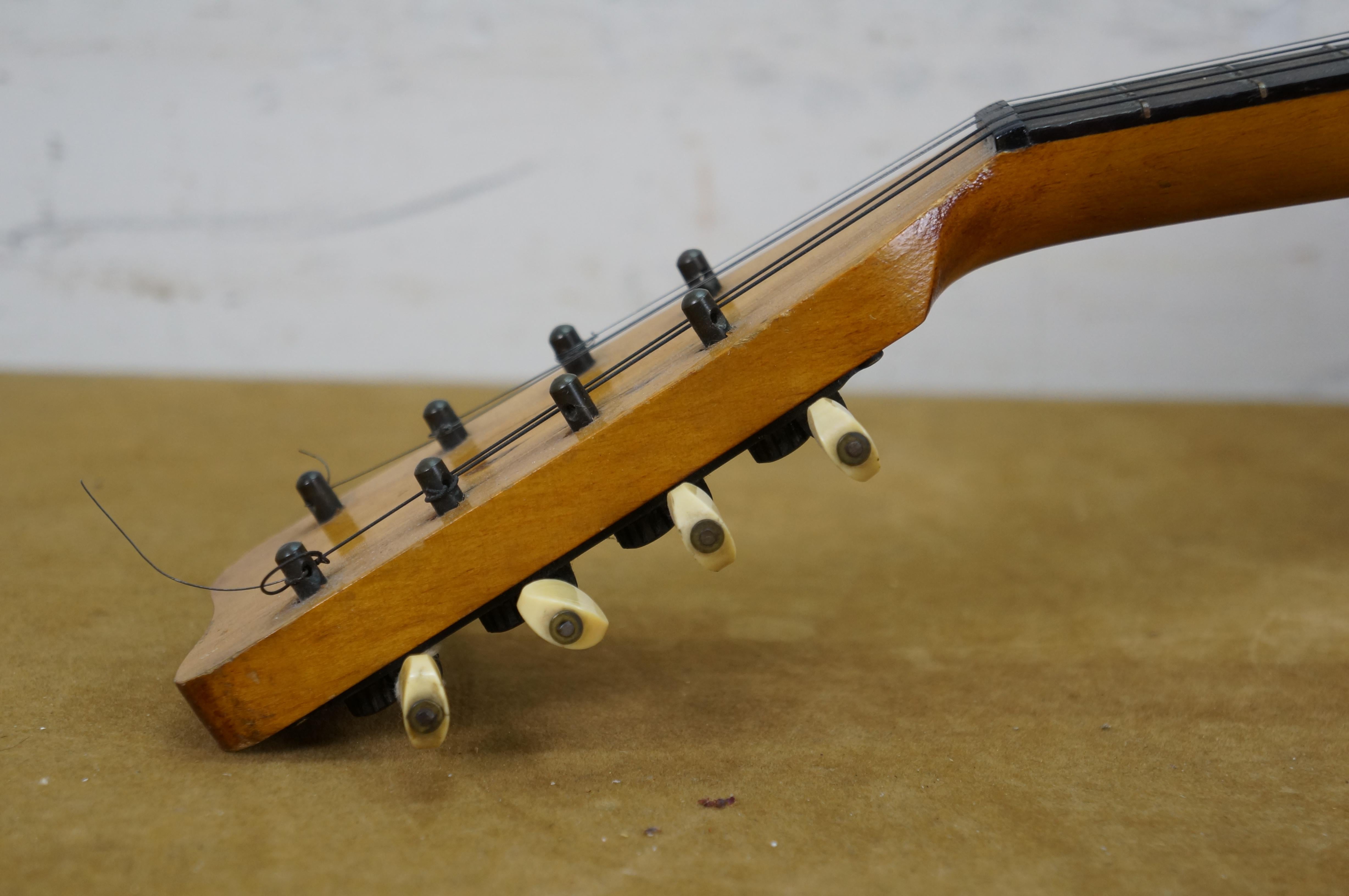 Mandolino antico con fondo a scodella in acero Lyon & Healy 24