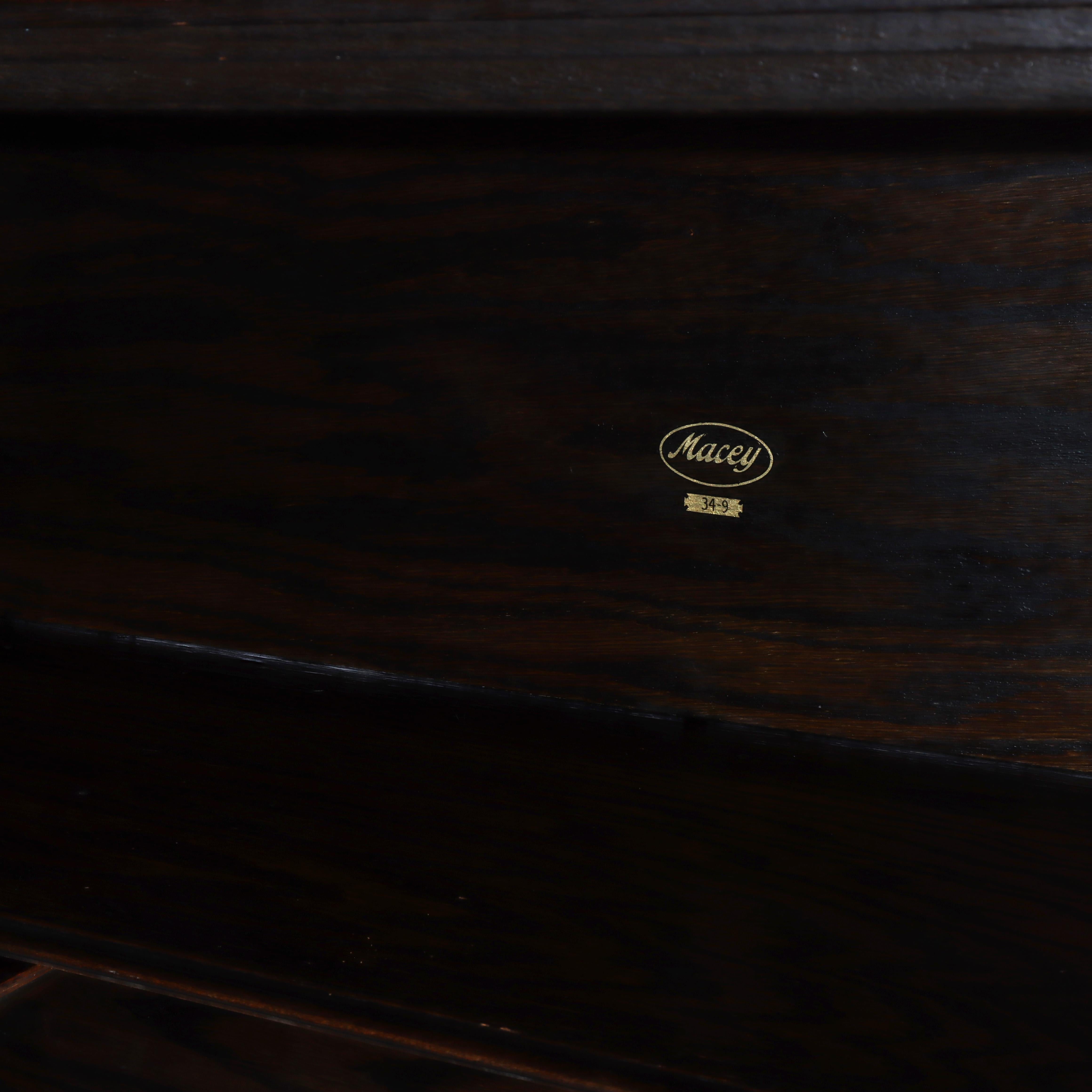 Ancienne bibliothèque à barrister en chêne à 4 piles signée C1920 Arts & Crafts Mission

Mesures - 57