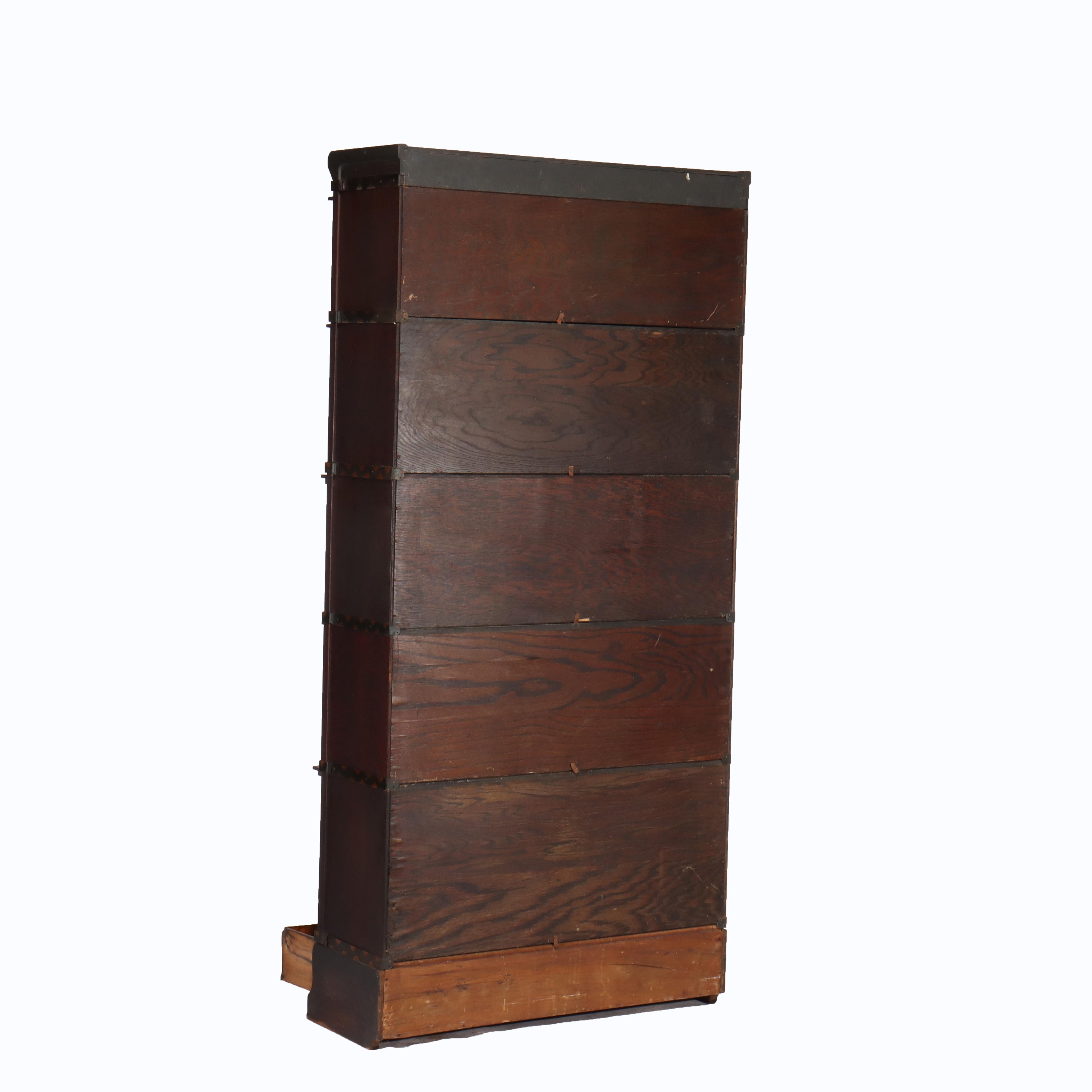 Antiguo Macey Arts & Crafts Librería de barrister de roble de cinco pilas C1920 en venta 3