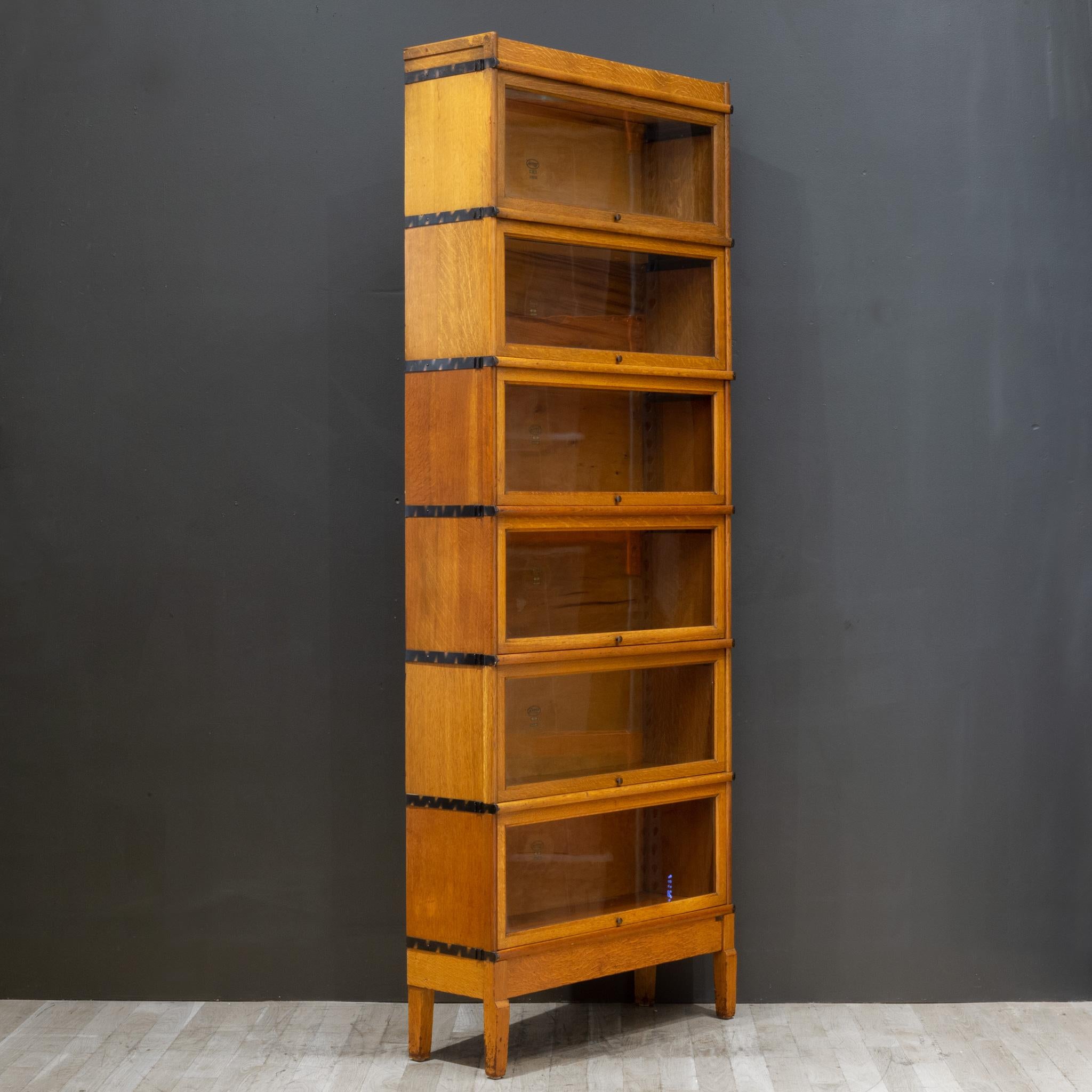 Industriel Antiquity Macey Furniture 6 Stack Lawyer's Bookcase c.1910-Oak Finish en vente