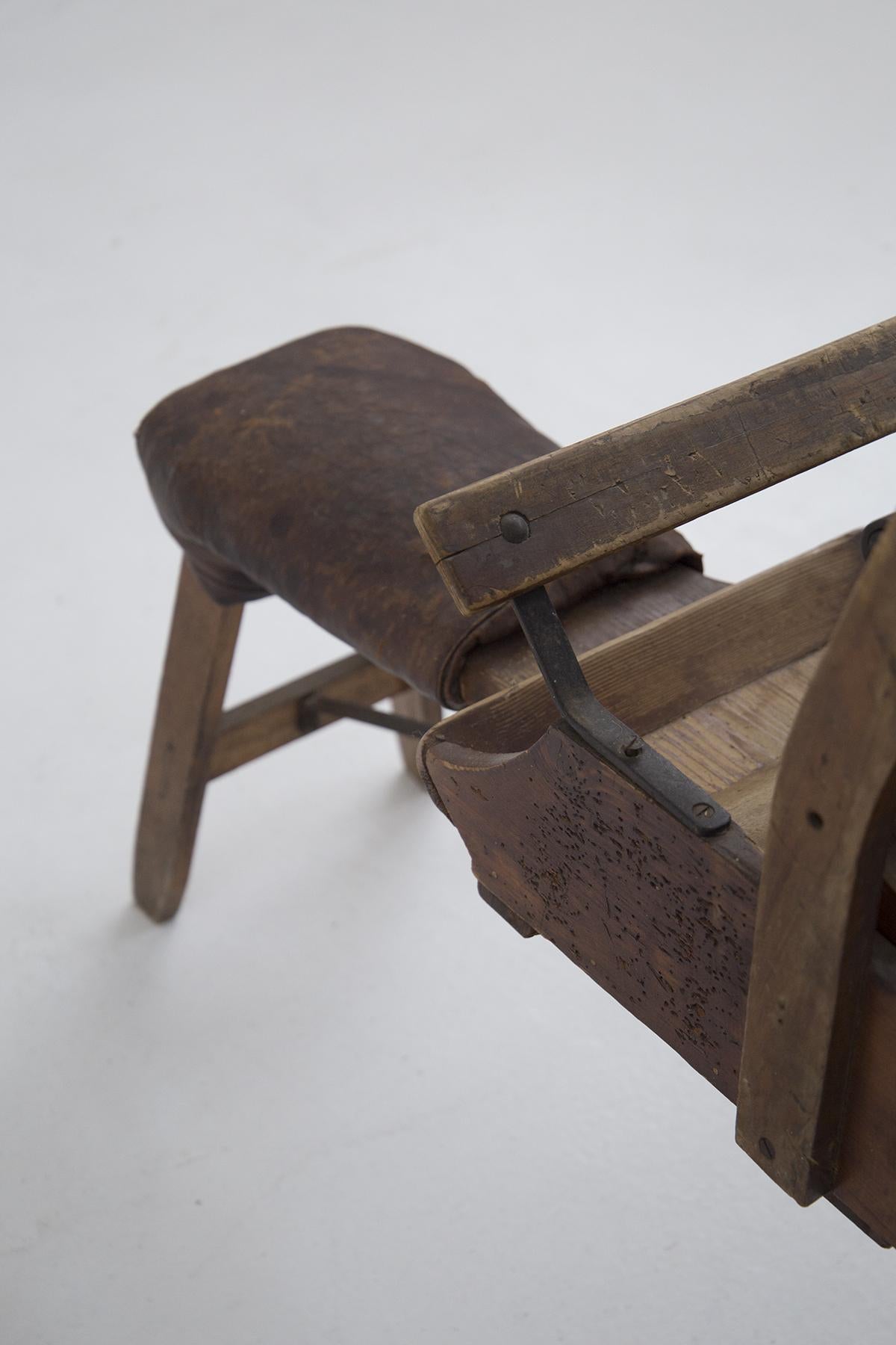 Antike antike Machine aus Holz für Wolle im Angebot 3