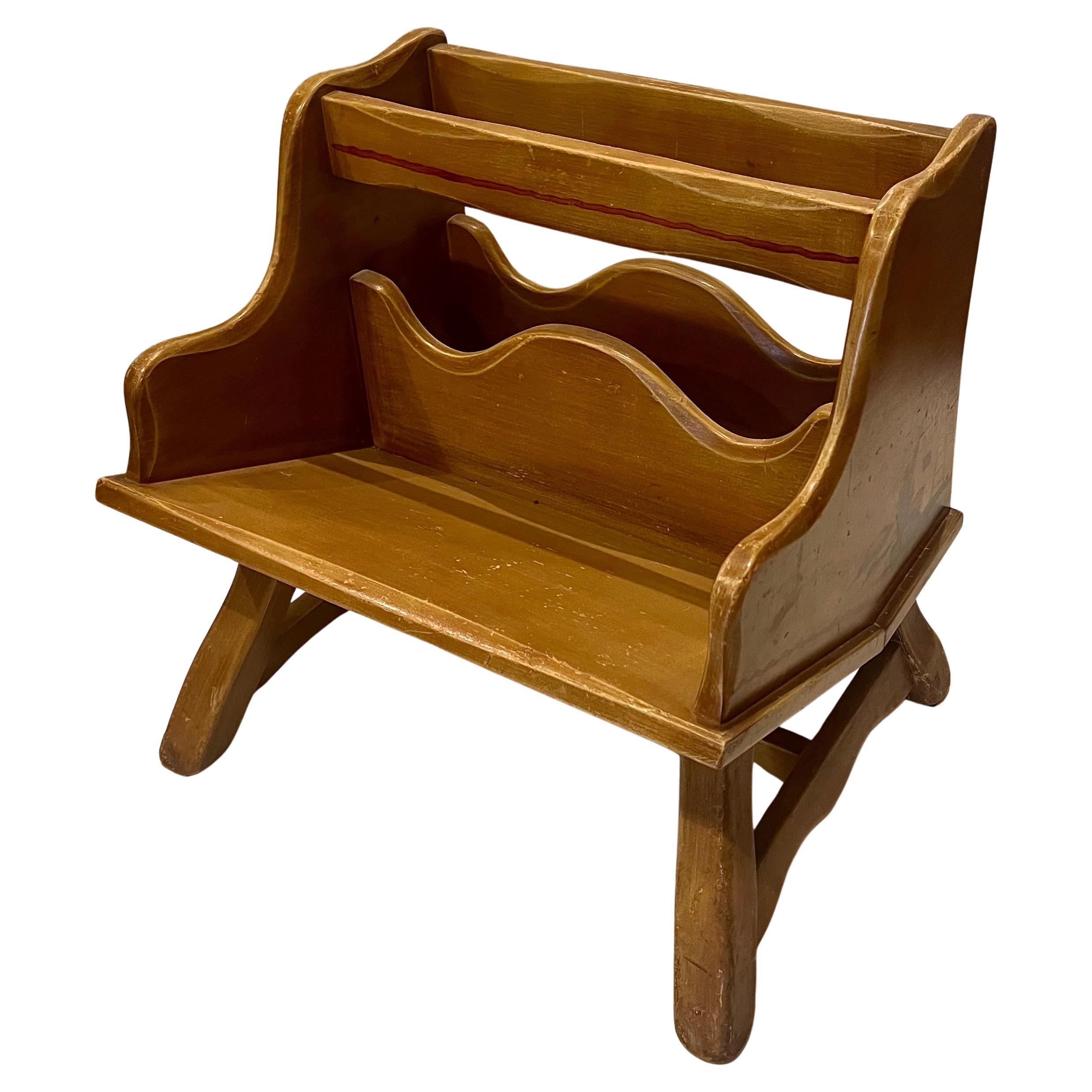 Massives Ahornholz im Landhausstil  Monterey magazine record holder, circa 1950's mit handgemalten Motiven sehr interessantes und einzigartiges massives Stück.