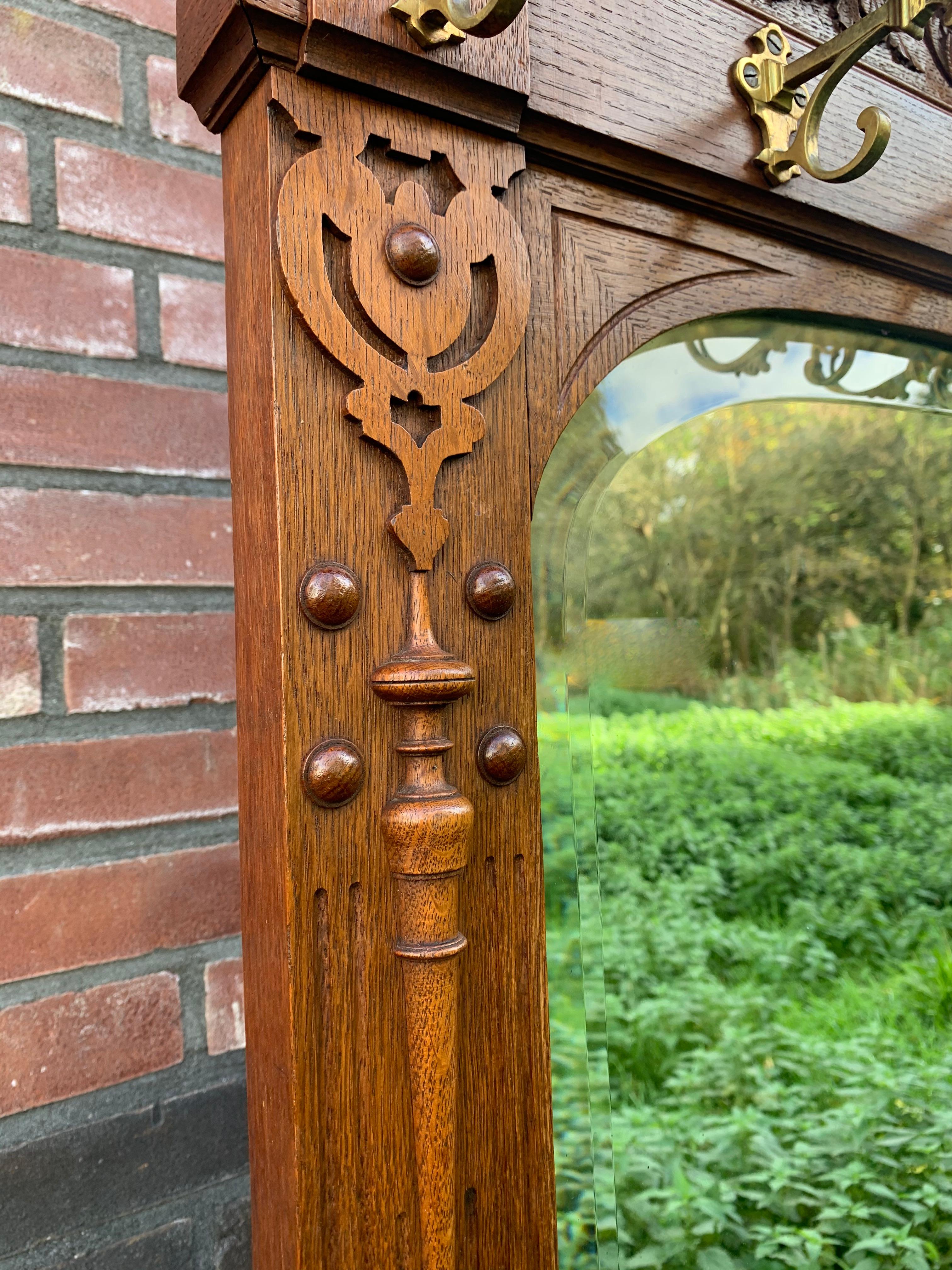 Antique Magnificently Carved Renaissance Revival Hall Coat Rack & Umbrella Stand In Good Condition In Lisse, NL