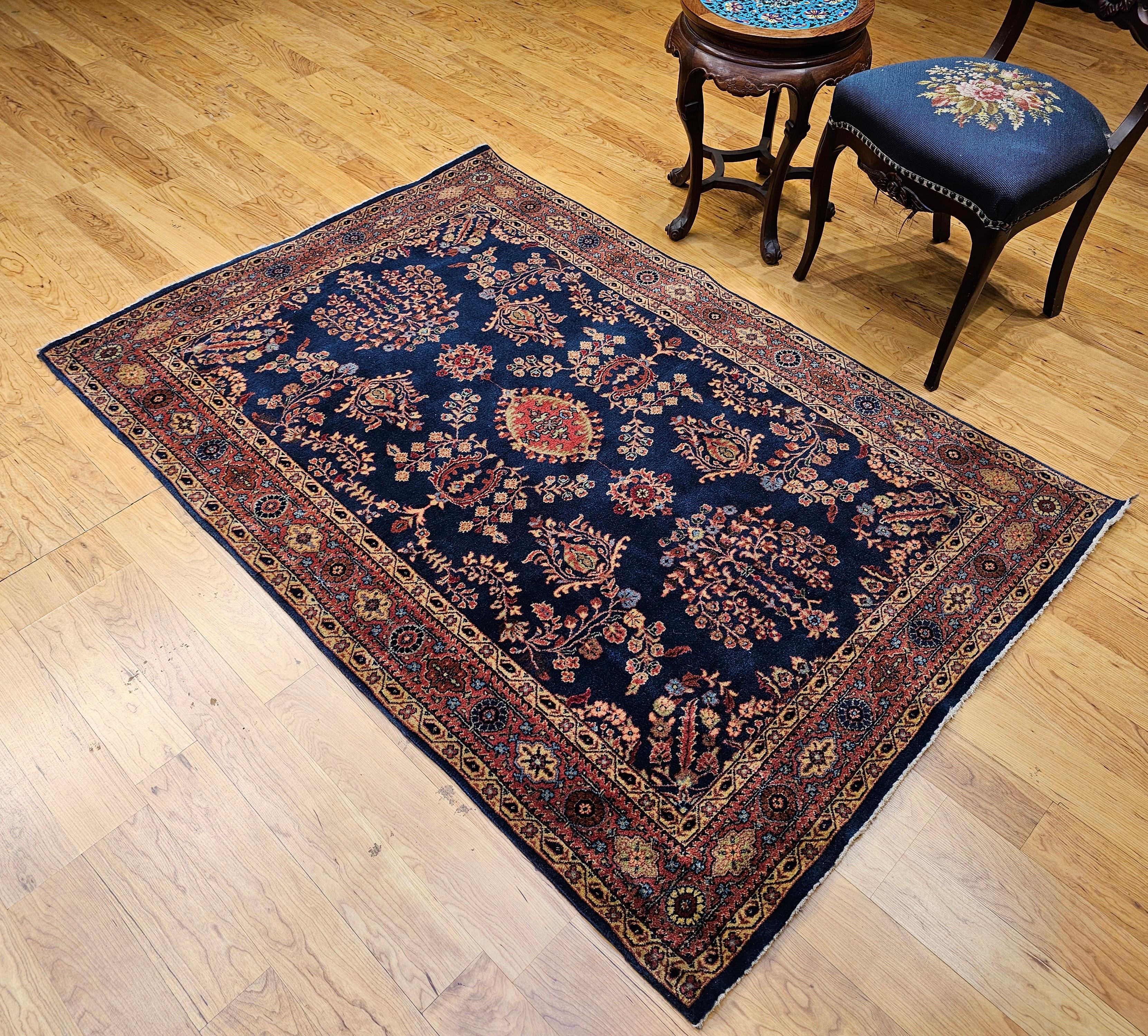 Antiker Mahajiran Sarouk Farahan Vorleger in Blau, Gelb, Rot im Angebot 3