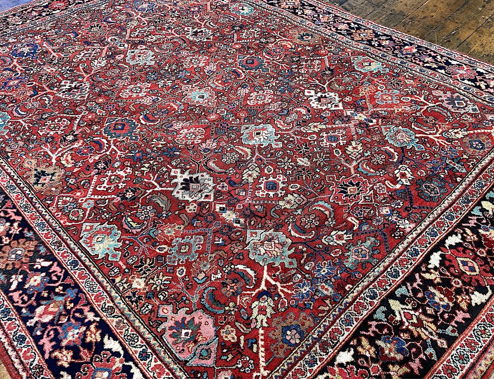 Antique Mahal Carpet 3.63m x 2.81m For Sale 1