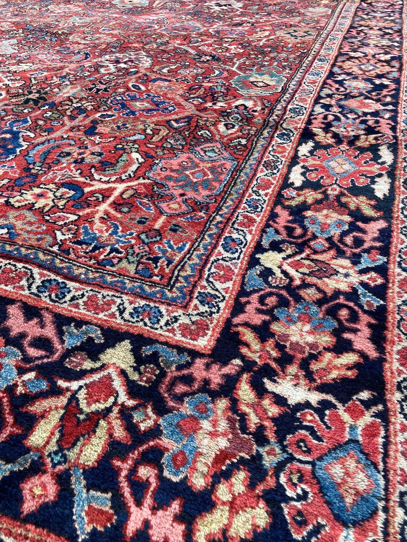 Antique Mahal Carpet 3.63m x 2.81m For Sale 4