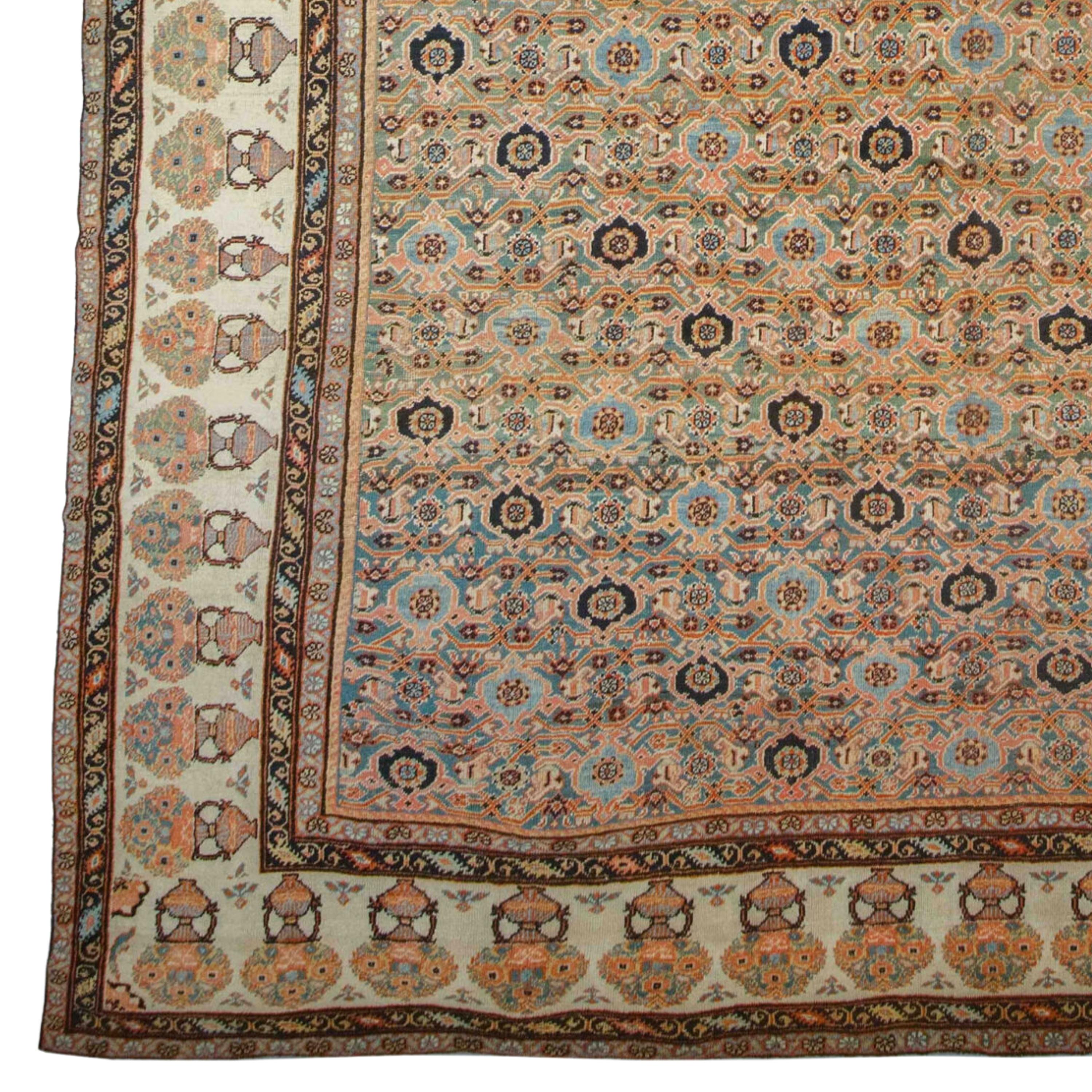 Late of 19th Century Mahal Rug
Size: 380x500 cm

This impressive late 19th century Mahal Carpet is a masterpiece reflecting the elegant and sophisticated craftsmanship of a historic period.

Rich Patterns: The carpet is decorated with intricate
