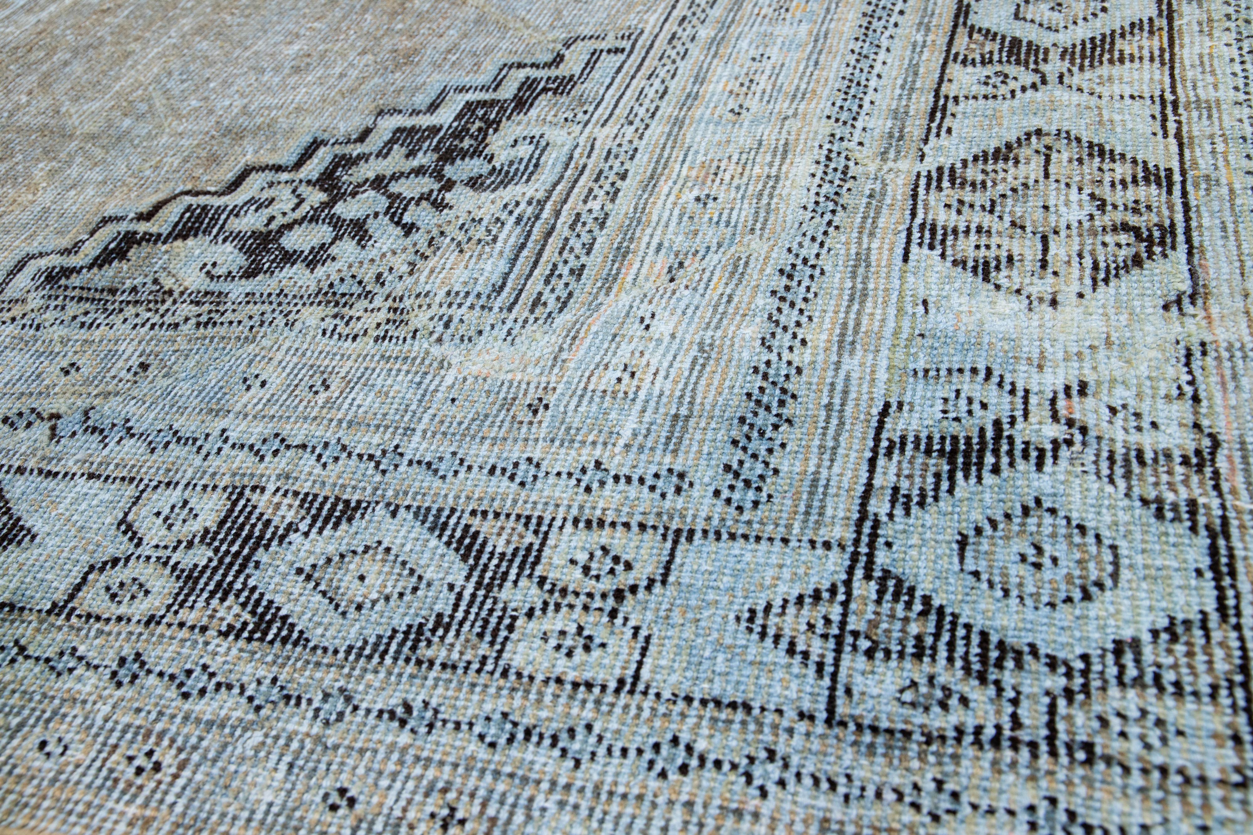 Antique Mahal Distressed Wool Rug with Medallion Design in Blue For Sale 2