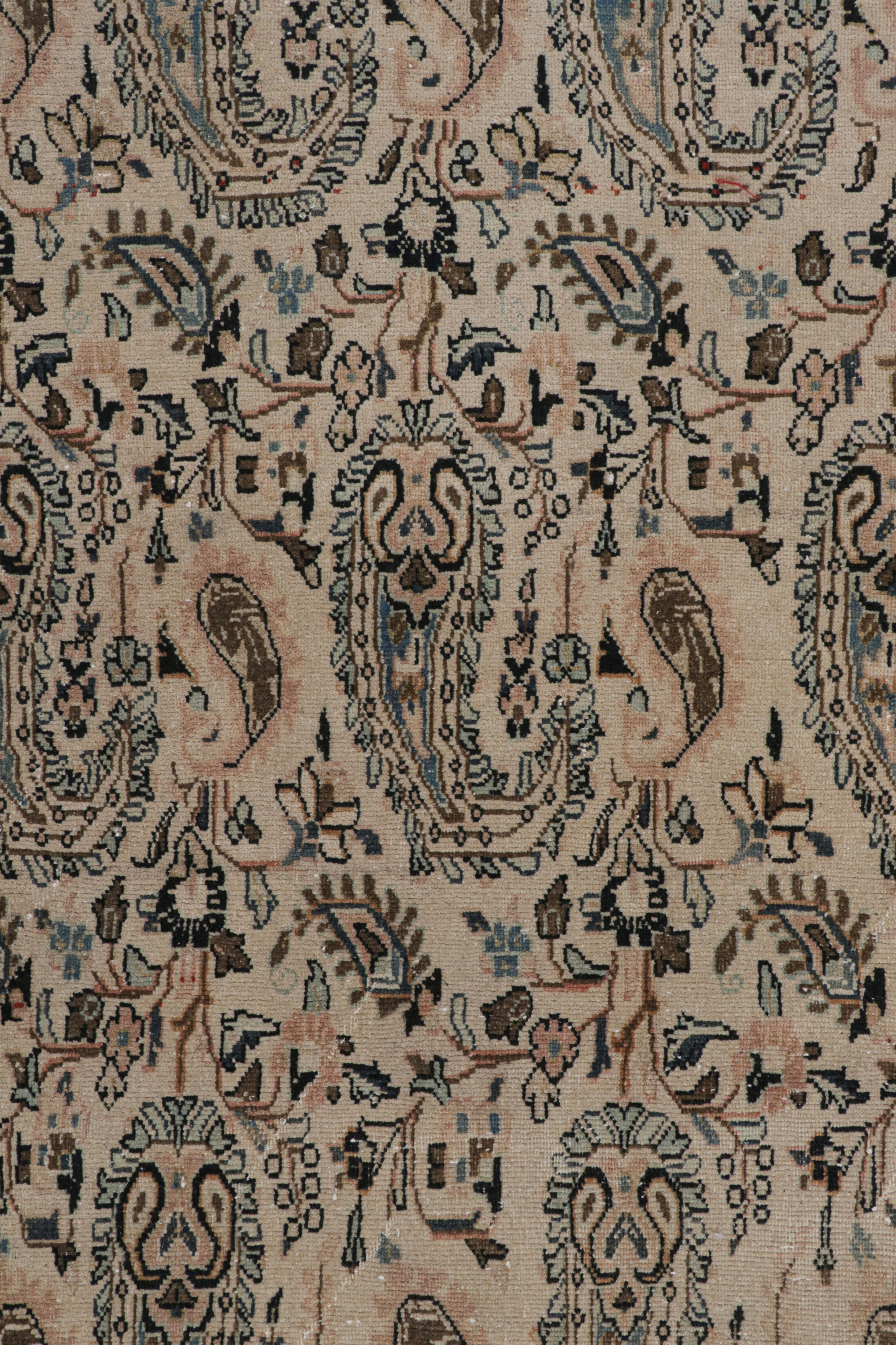 Perse Tapis Mahal géométrique ancien en résine rose crème et laine bleue à motif cachemire de Rug & Kilim en vente