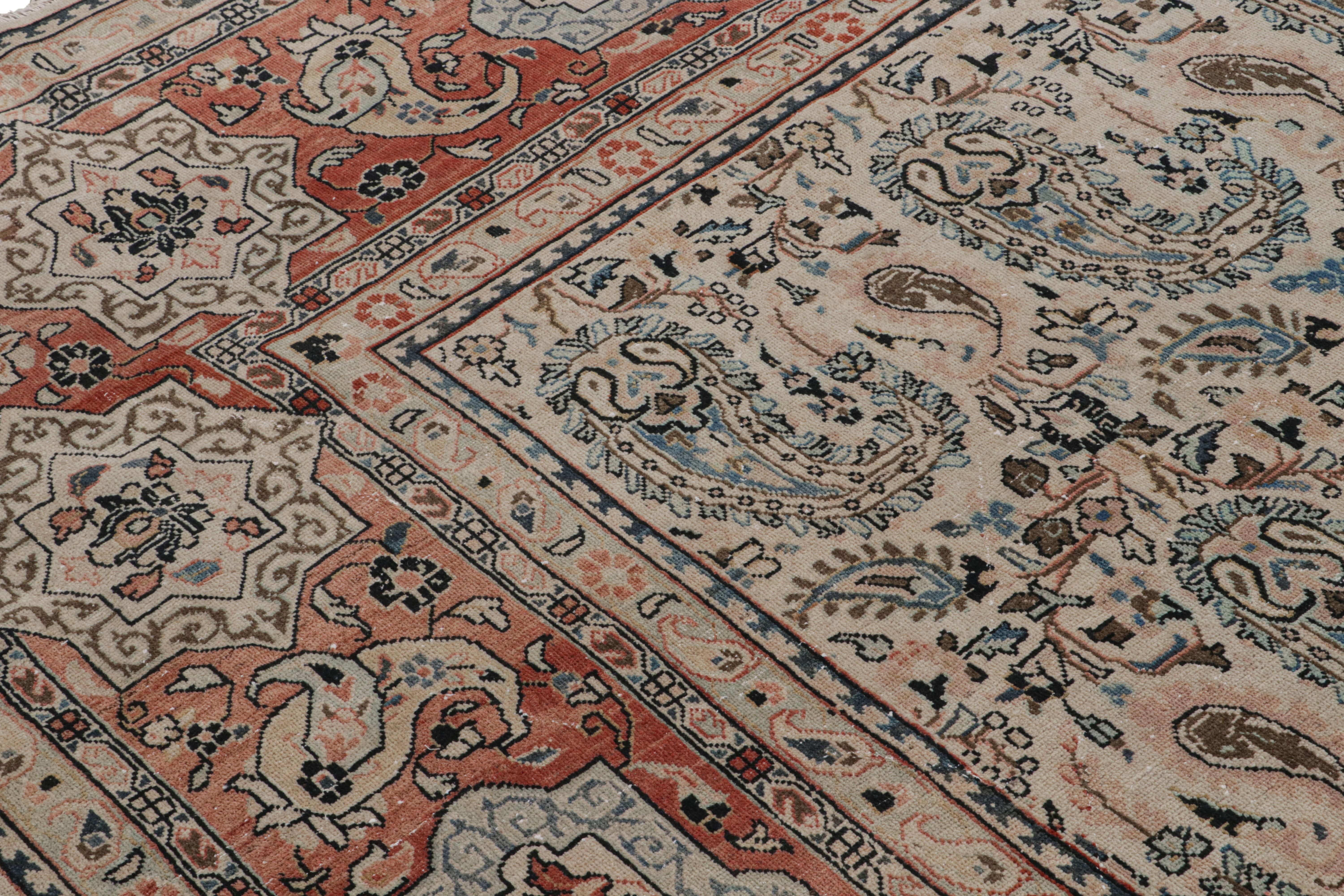 Laine Tapis Mahal géométrique ancien en résine rose crème et laine bleue à motif cachemire de Rug & Kilim en vente