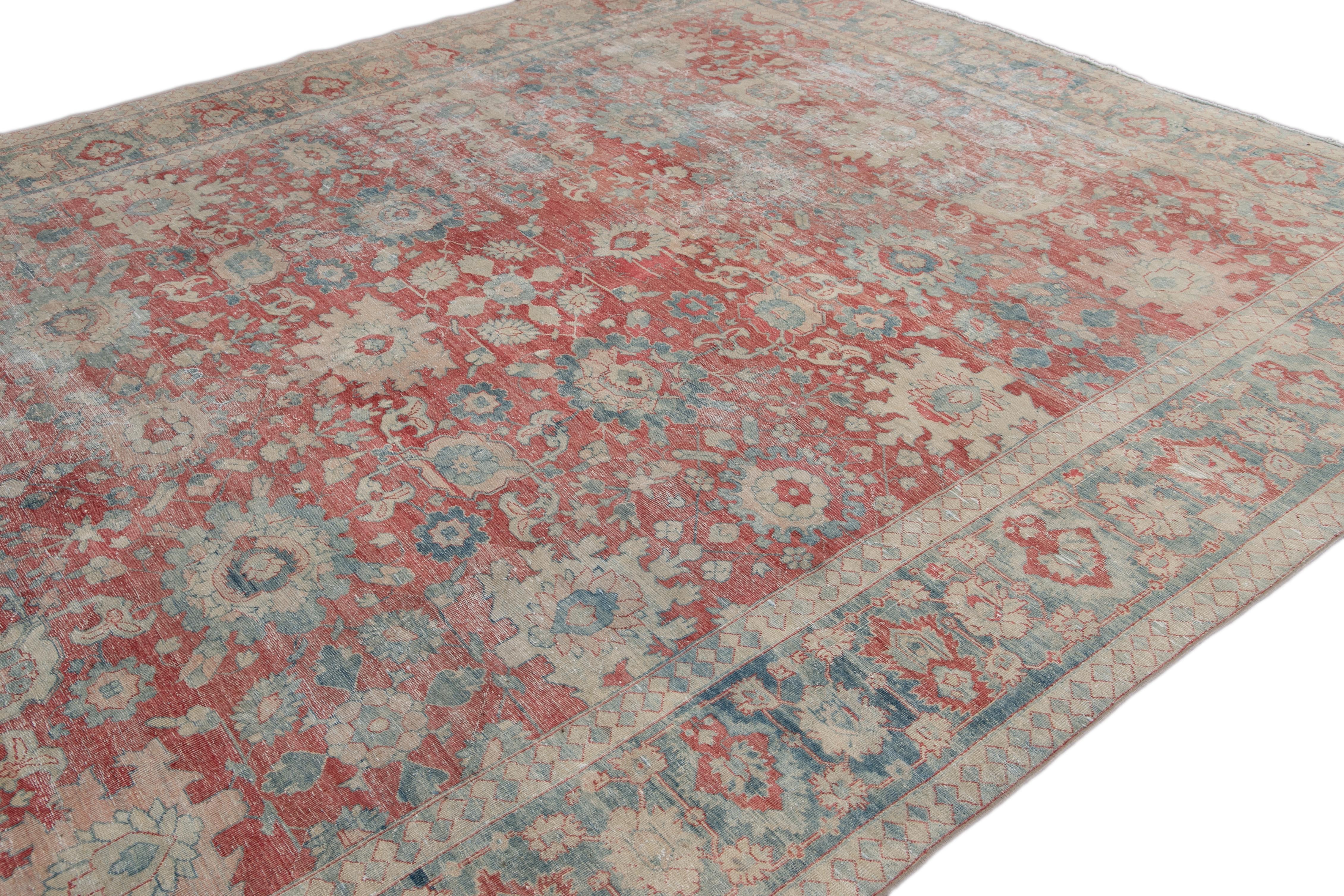 Antique Mahal Handmade Red Wool Rug In Distressed Condition For Sale In Norwalk, CT