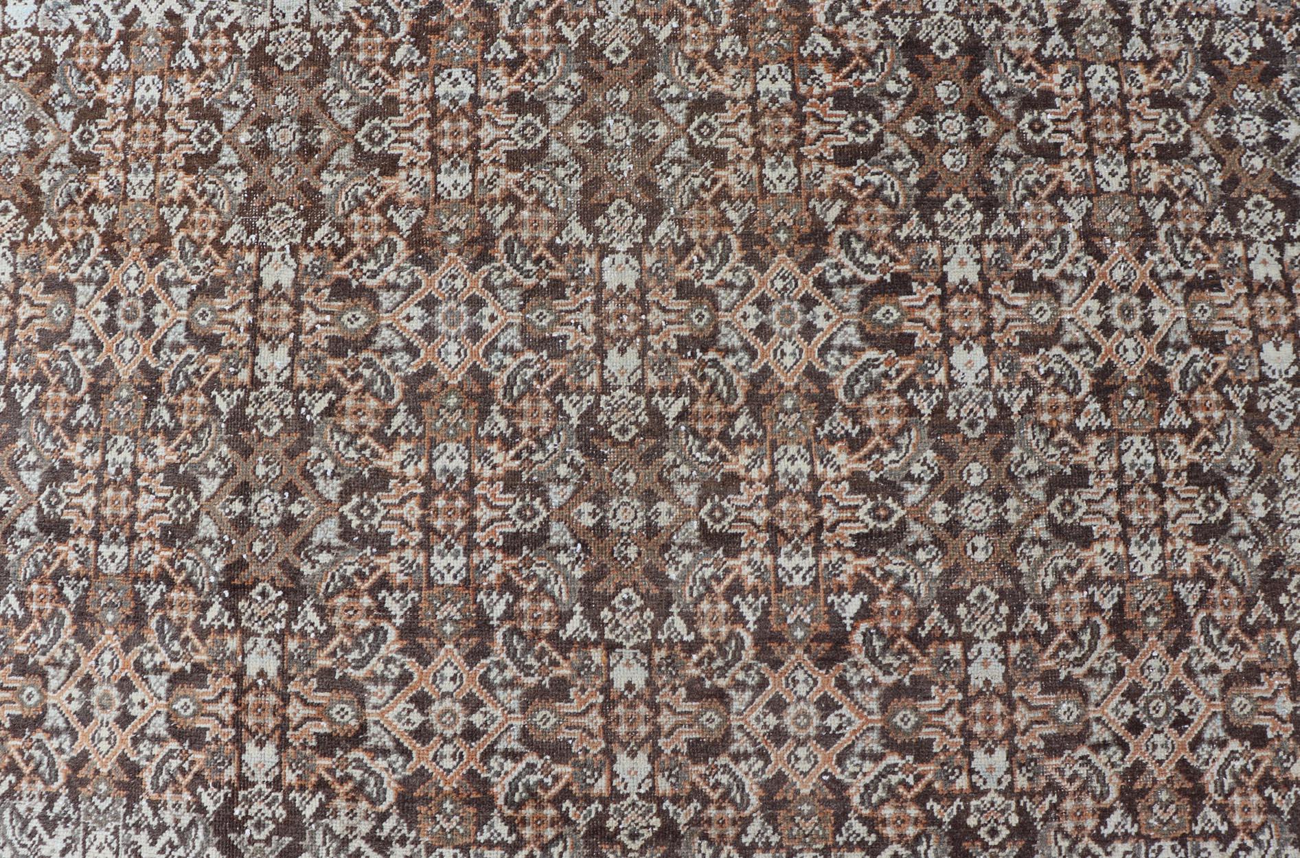 Alfombra Persa Antigua Mahal con Diseño Herati Integral en Marfil, Gris y Marrón en venta 5
