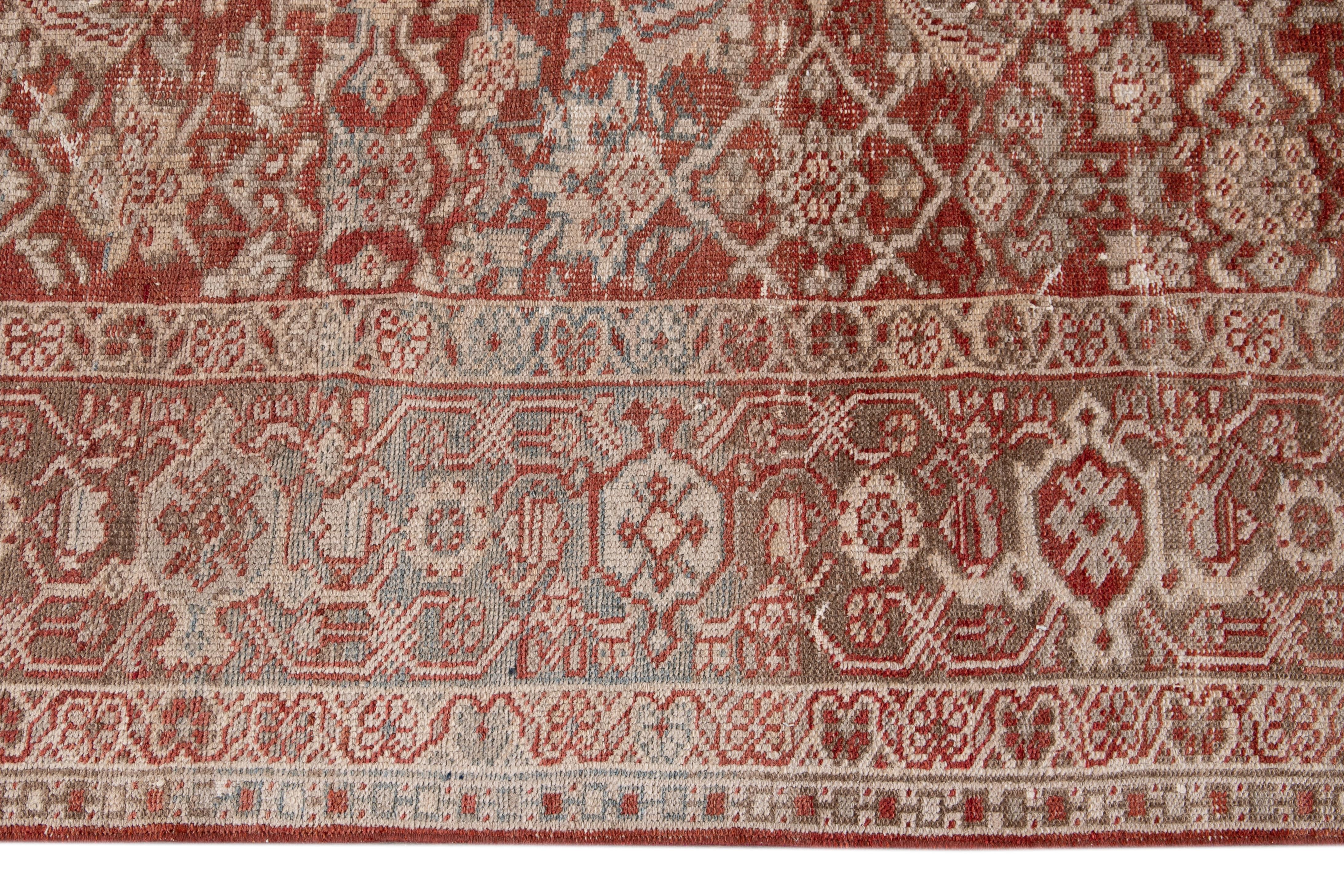 Antique Mahal Red Handmade Wool Rug For Sale 2