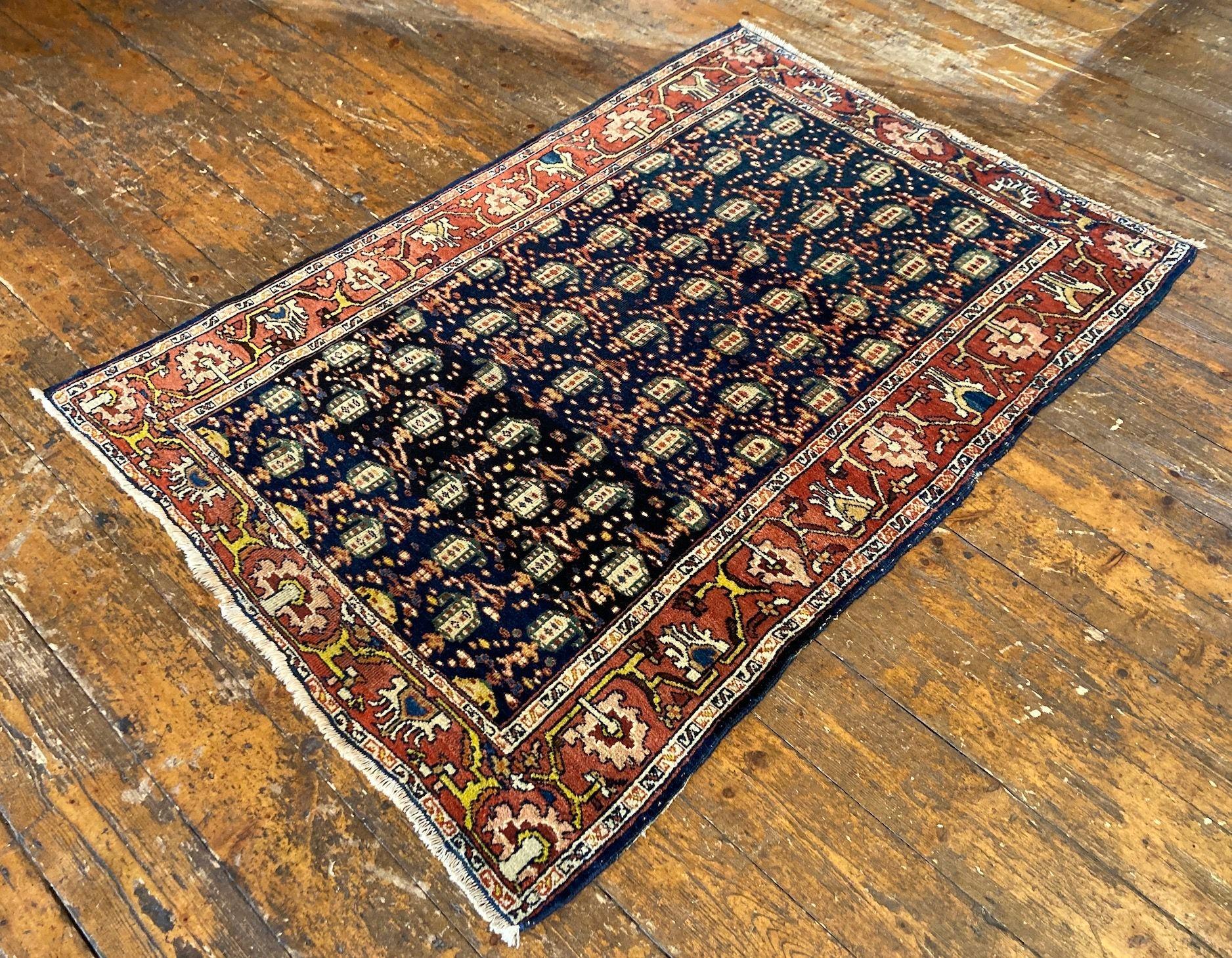 Early 20th Century Antique Mahal Rug