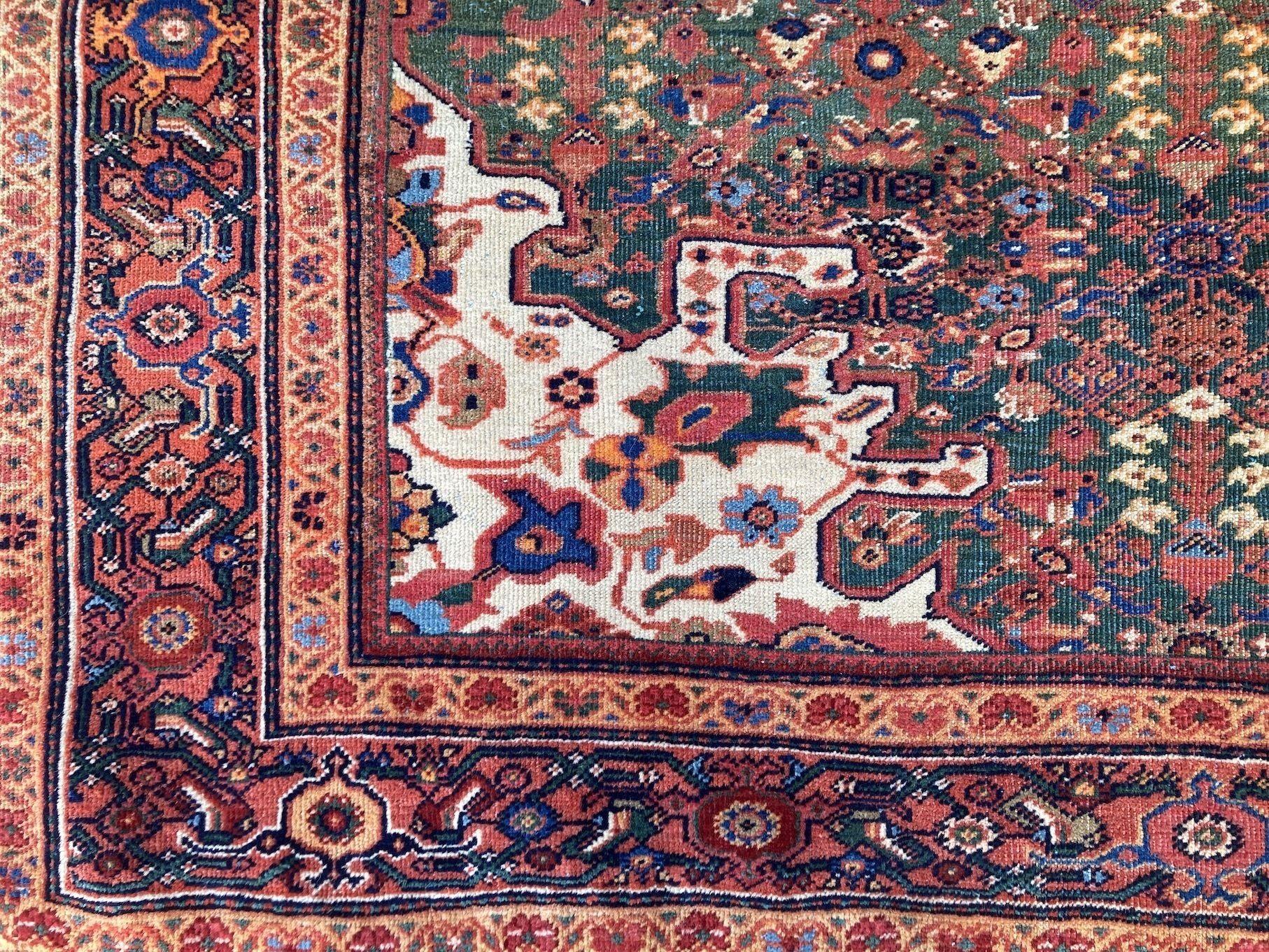 Antiker Mahal-Teppich, 2,08 m x 1,32 m, antik im Angebot 1