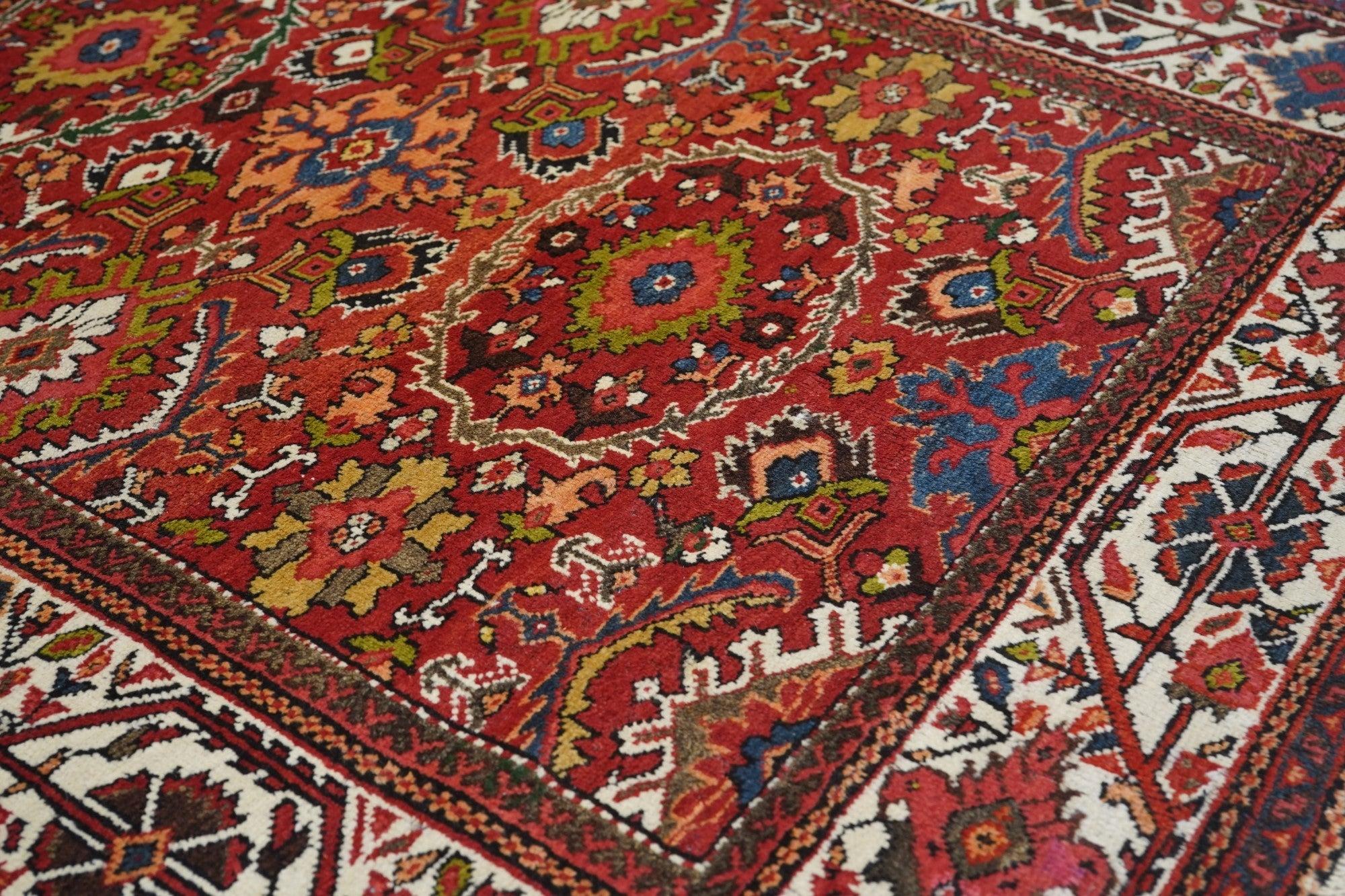 Antiker Mahal-Teppich 4'6'' x 8'8'' (20. Jahrhundert) im Angebot