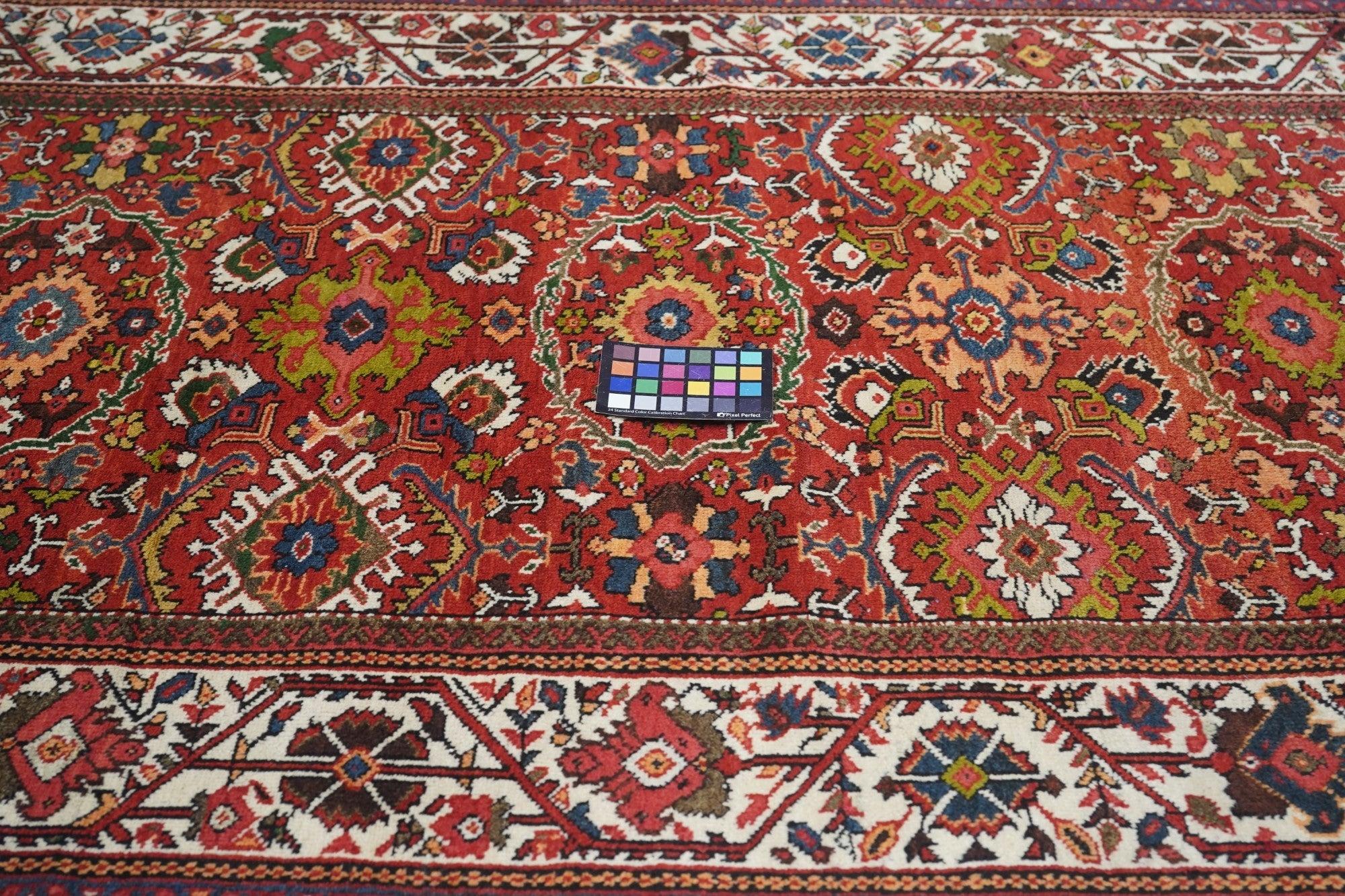 Antiker Mahal-Teppich 4'6'' x 8'8'' im Angebot 1