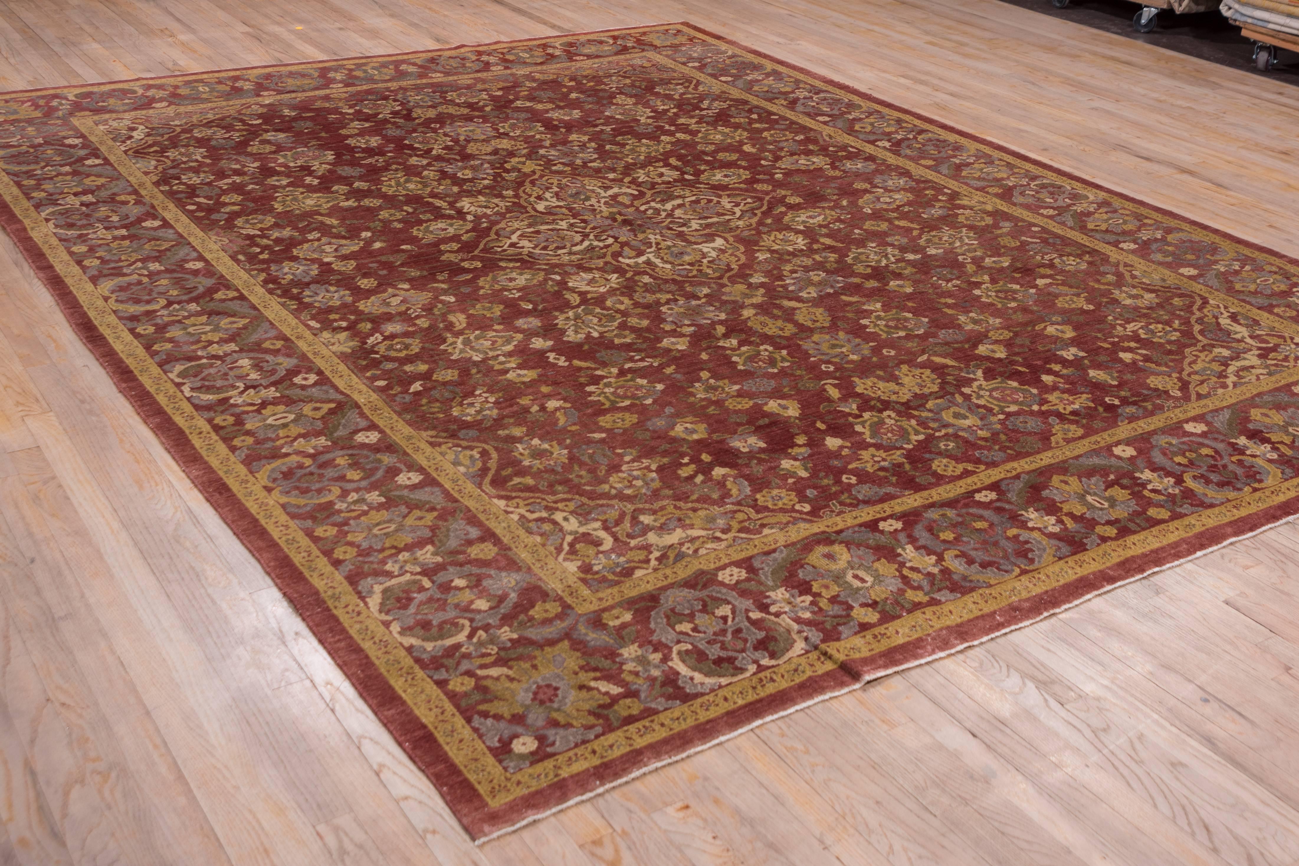 Antique Mahal Carpet, Circa 1920s, Red Field In Excellent Condition In New York, NY