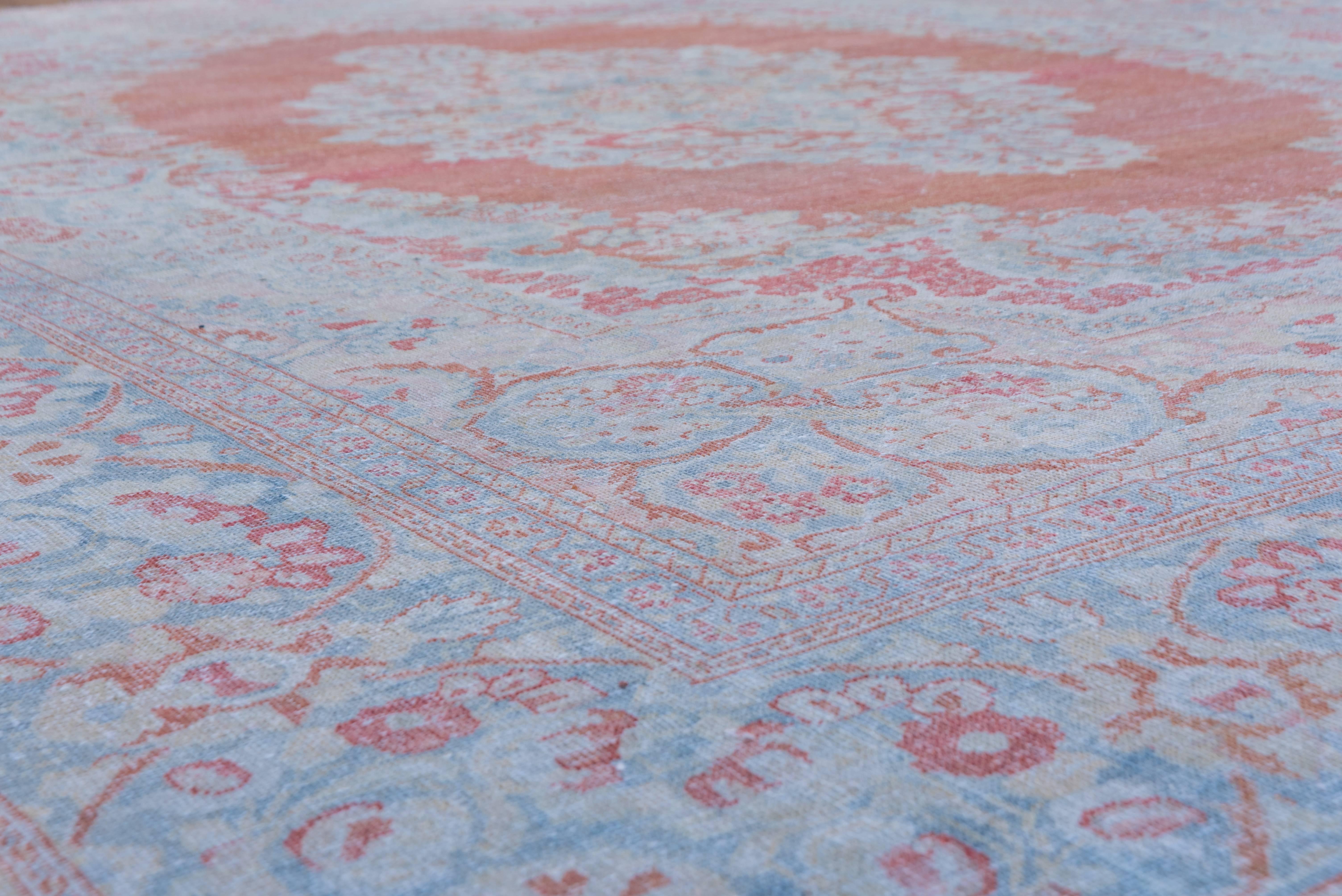 Antique Mahal Rug, Oval Medallion 4