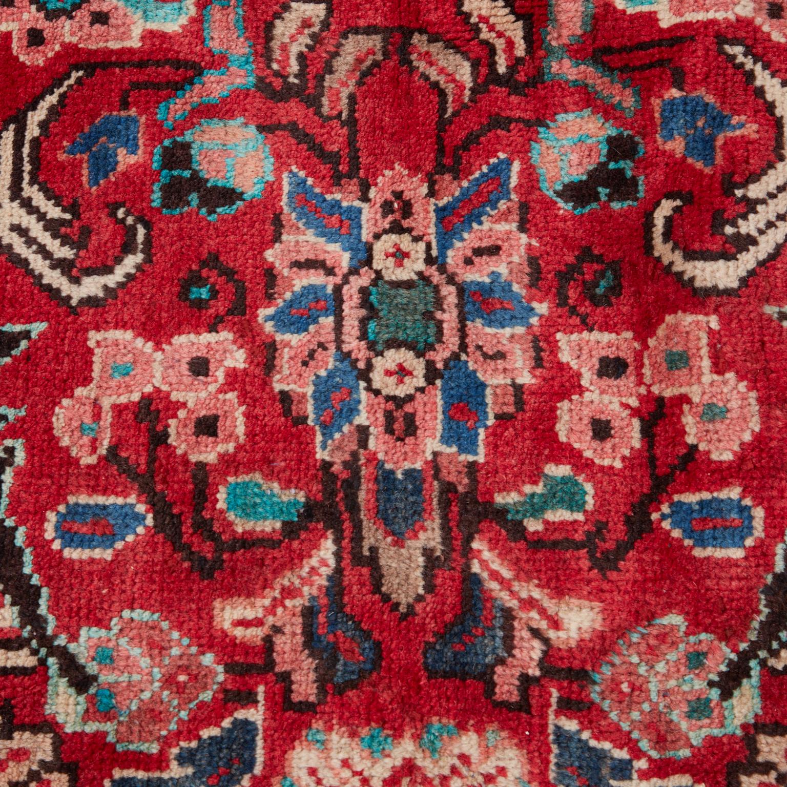 Antiker Mahal-Teppich, signiert und datiert 1919 im Angebot 9