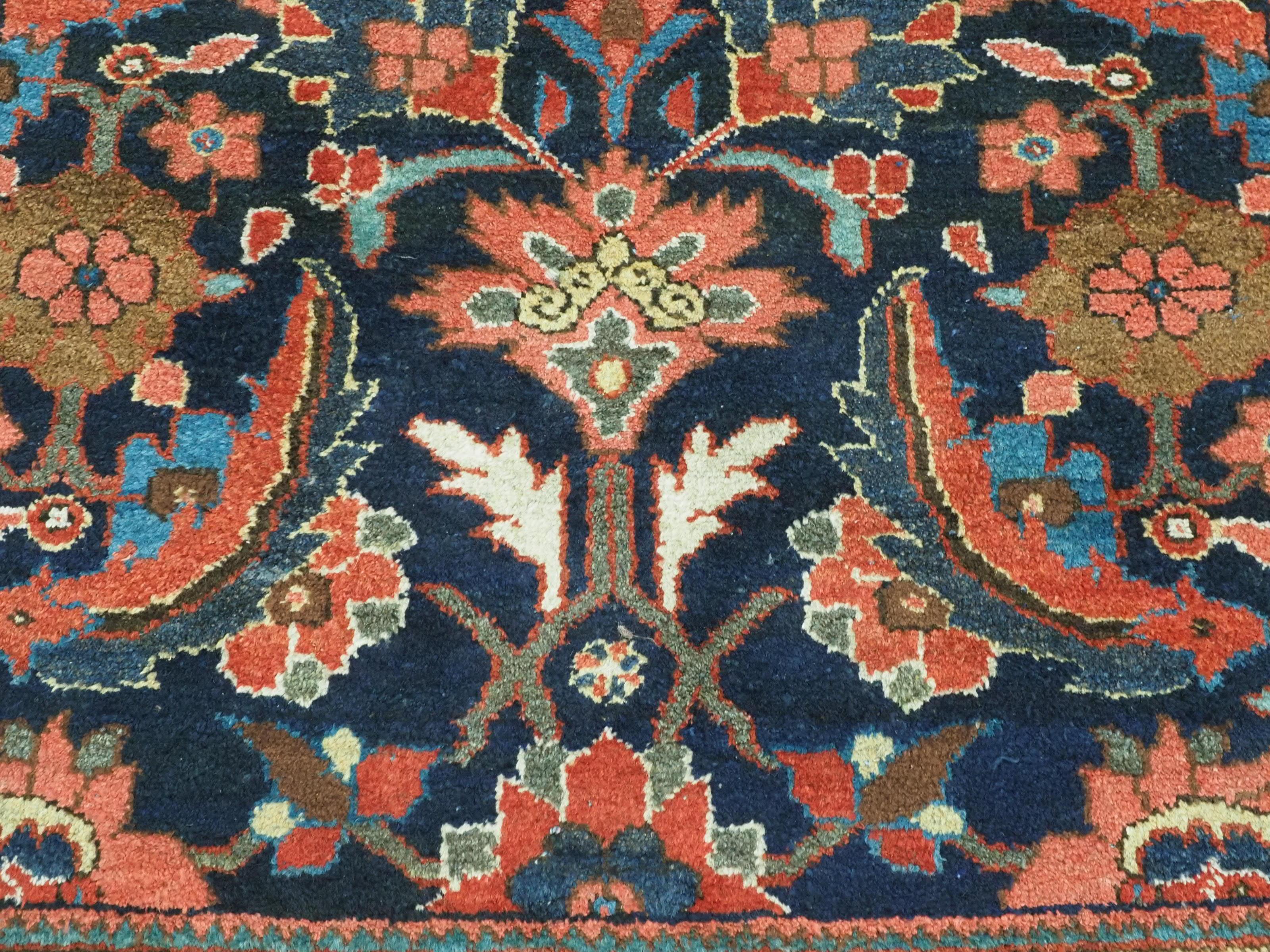  Antique Mahal rug with large scale floral design.  Circa 1920. For Sale 4