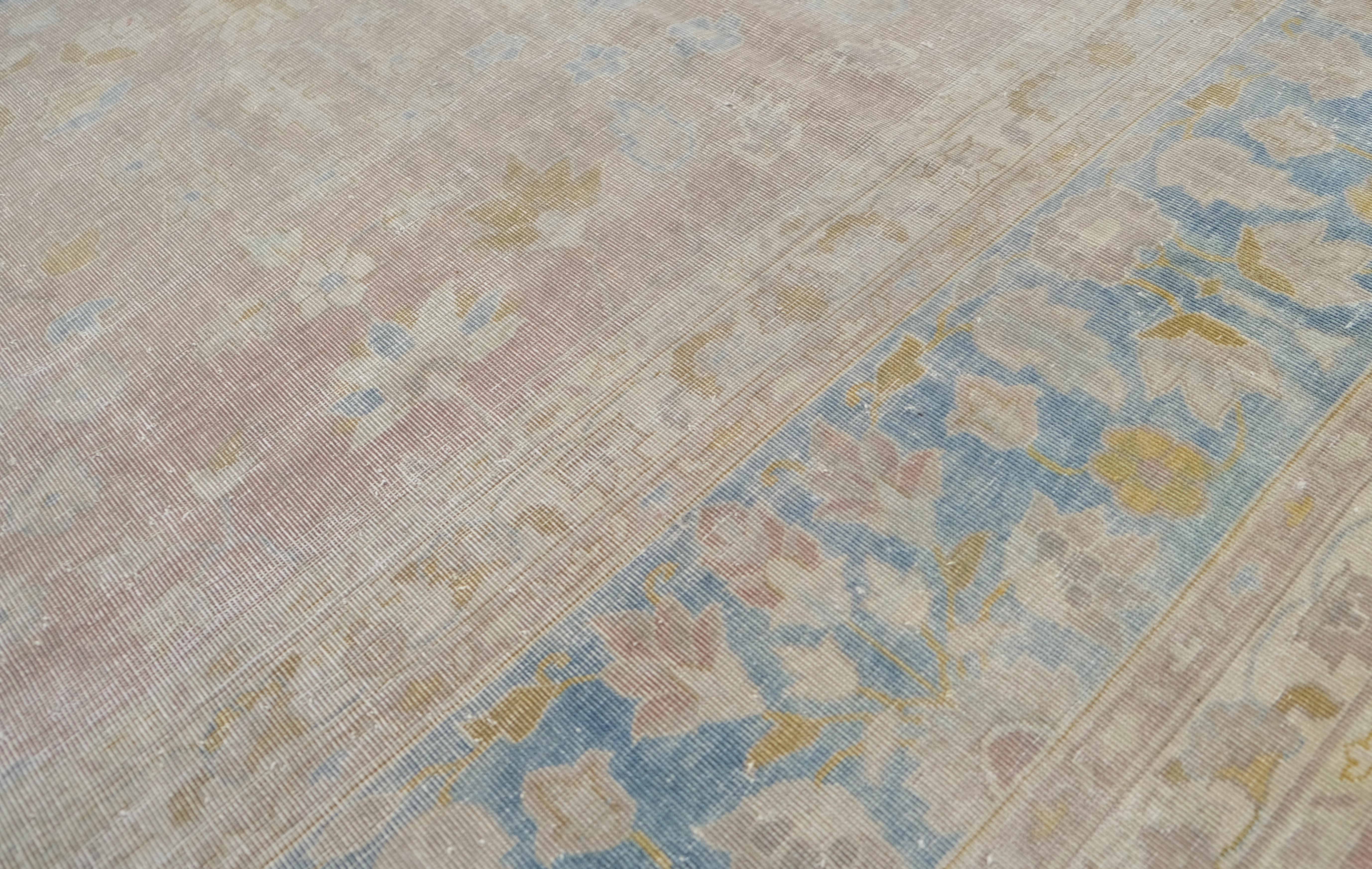 Antike Mahal weiche pastellfarbene florale Motive und blaue Bordüren aus Wolle 10'6''x19'3'' (Handgeknüpft) im Angebot