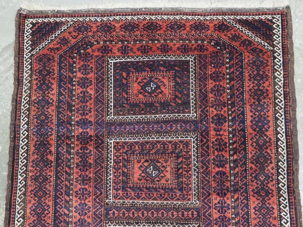 Persiano Antico tappeto Mahdad Khani Baluch, Provenza di Khorasan, Circa 1900 in vendita