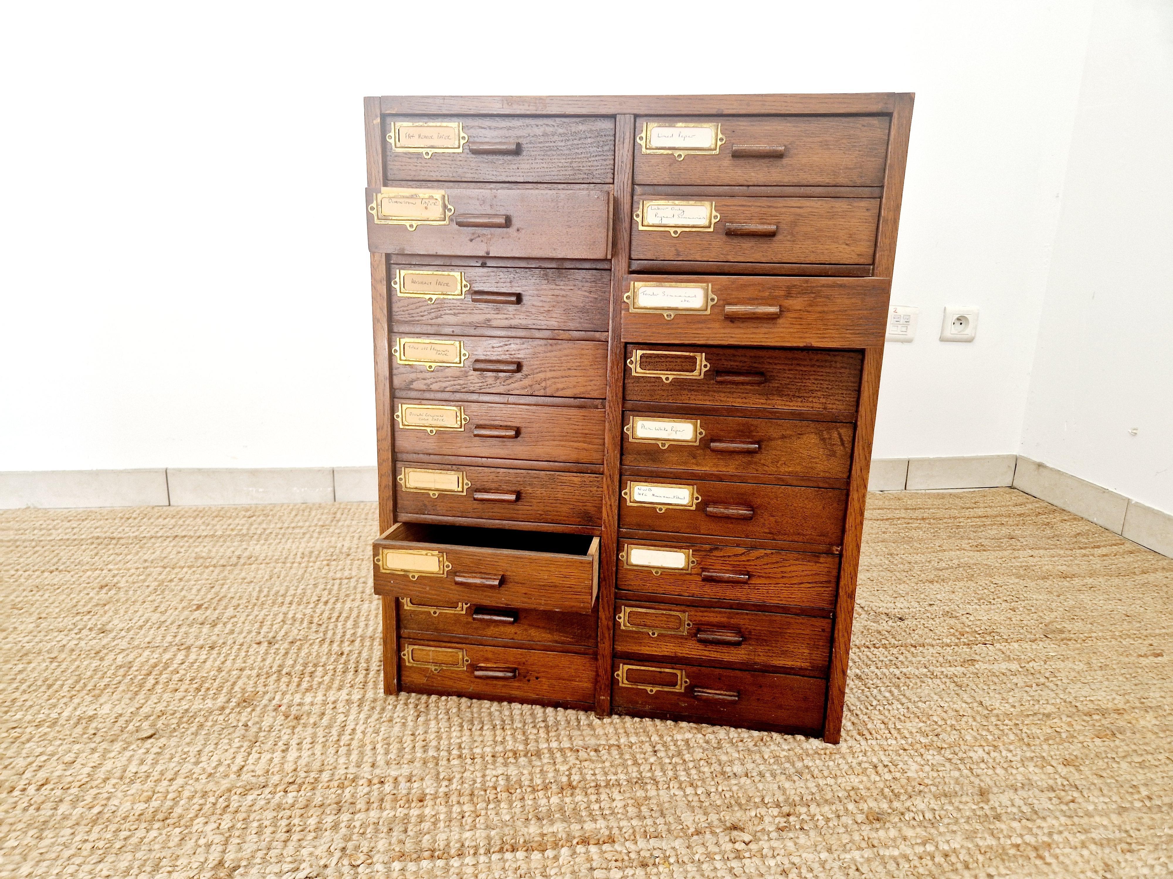 Antique Mahogany 18 Drawer Index Cabinet In Good Condition For Sale In Buxton, GB
