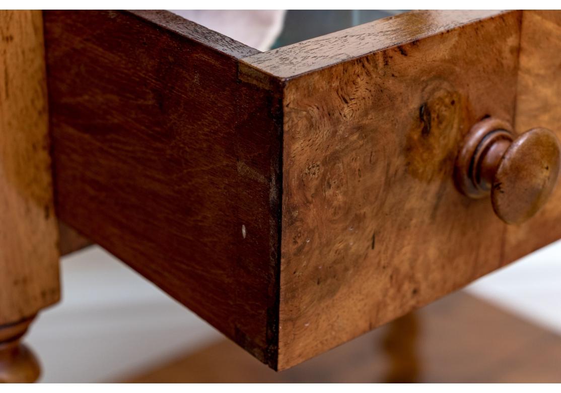 Antike Mahagoni und Wurzelgerste Twist Etagere auf Rollen im Angebot 6
