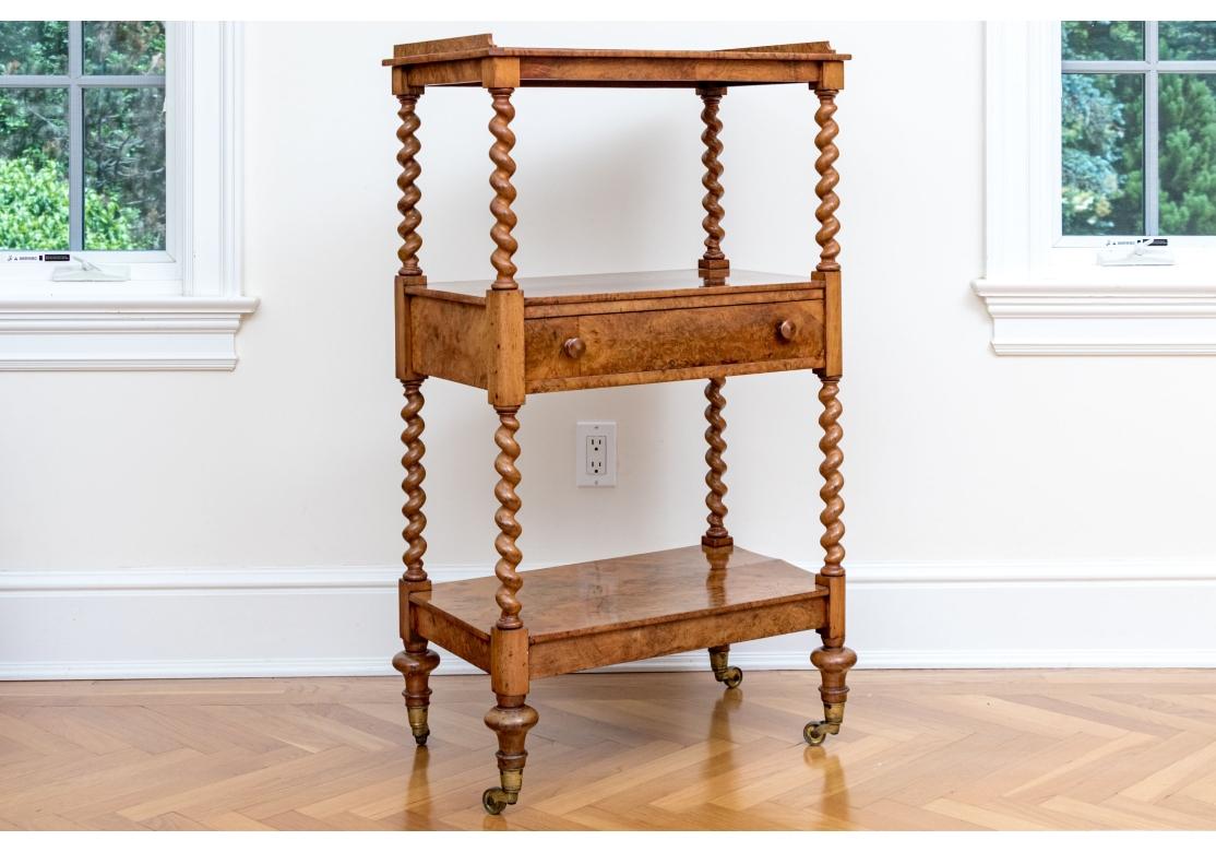 Antike Mahagoni und Wurzelgerste Twist Etagere auf Rollen im Angebot 11