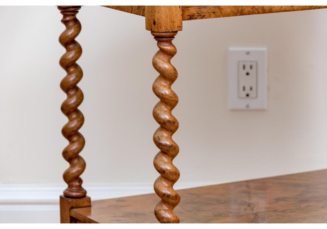 Antike Mahagoni und Wurzelgerste Twist Etagere auf Rollen (Edwardian) im Angebot