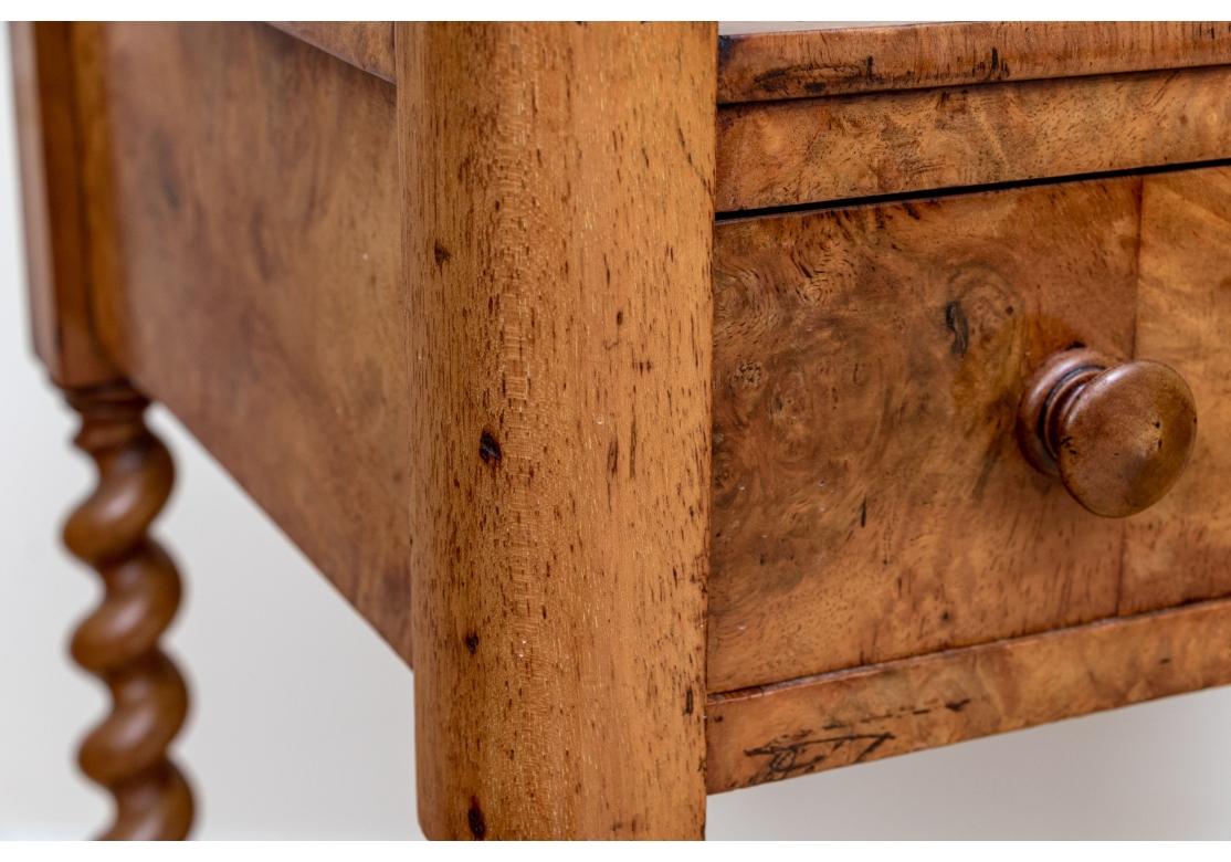Antike Mahagoni und Wurzelgerste Twist Etagere auf Rollen im Angebot 1
