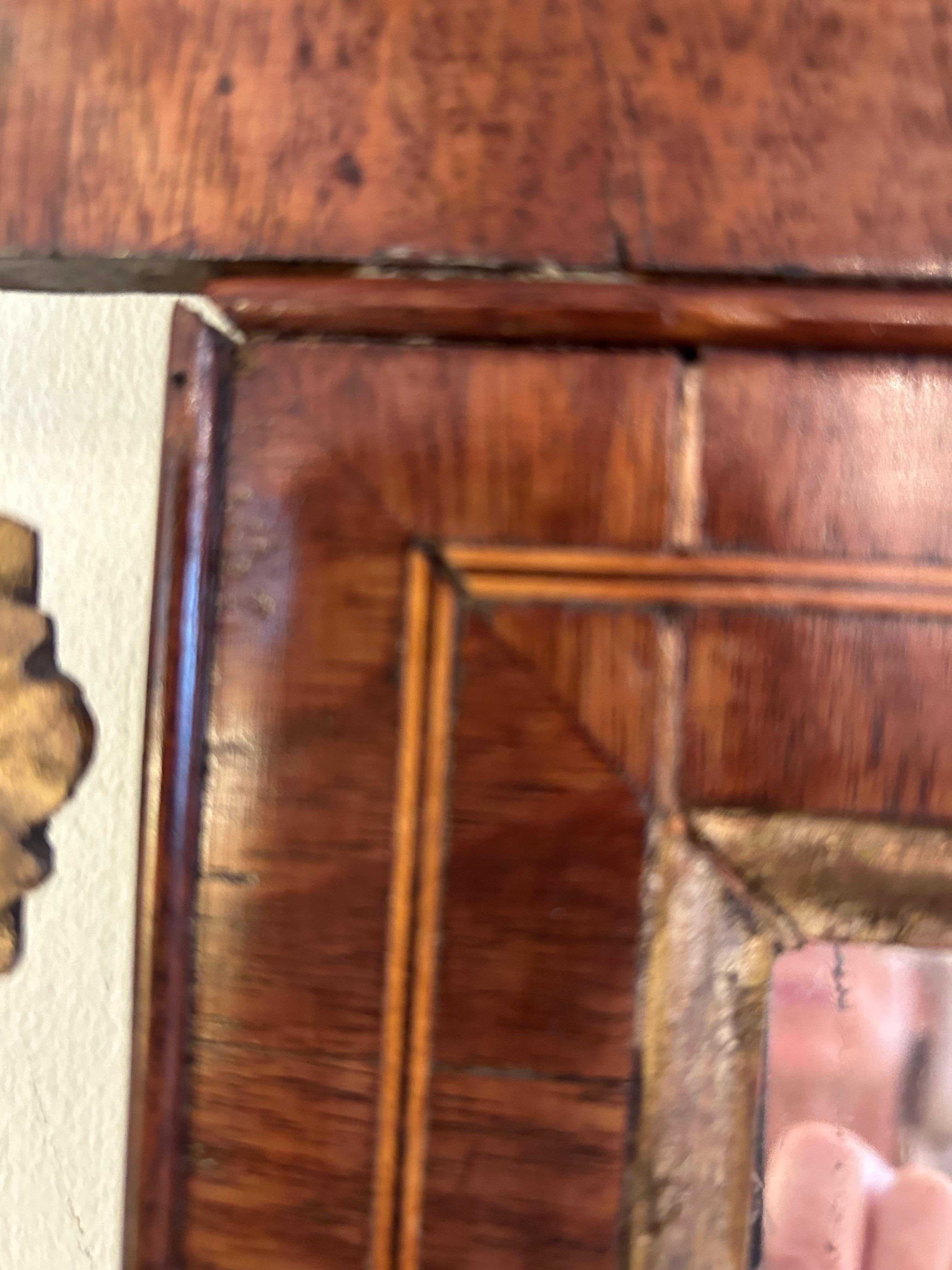 Antique Mirror americano in mogano e legno dorato in vendita 5