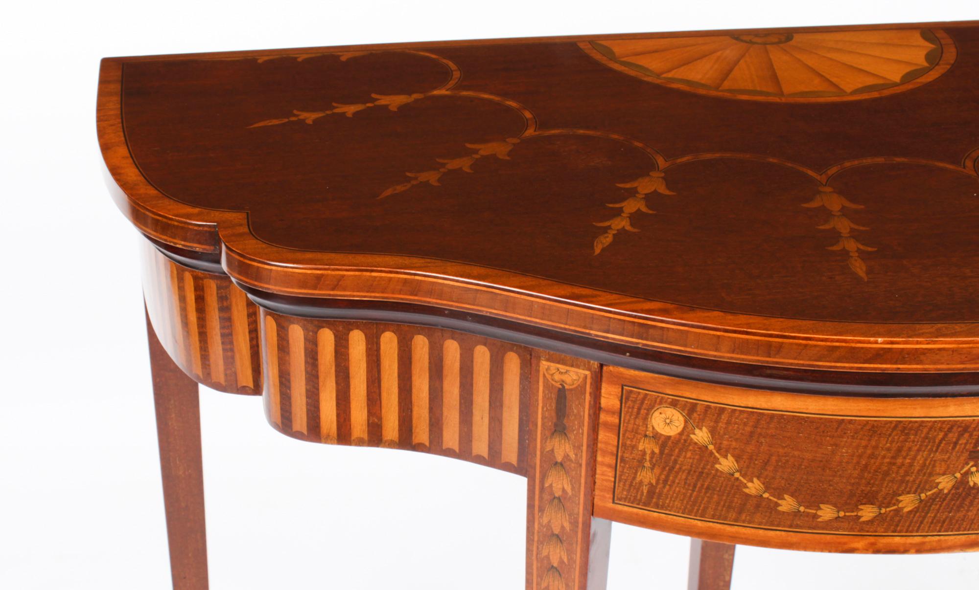 Antique Mahogany and Satinwood Inlaid Serpentine Card Console Table 19th Century For Sale 7