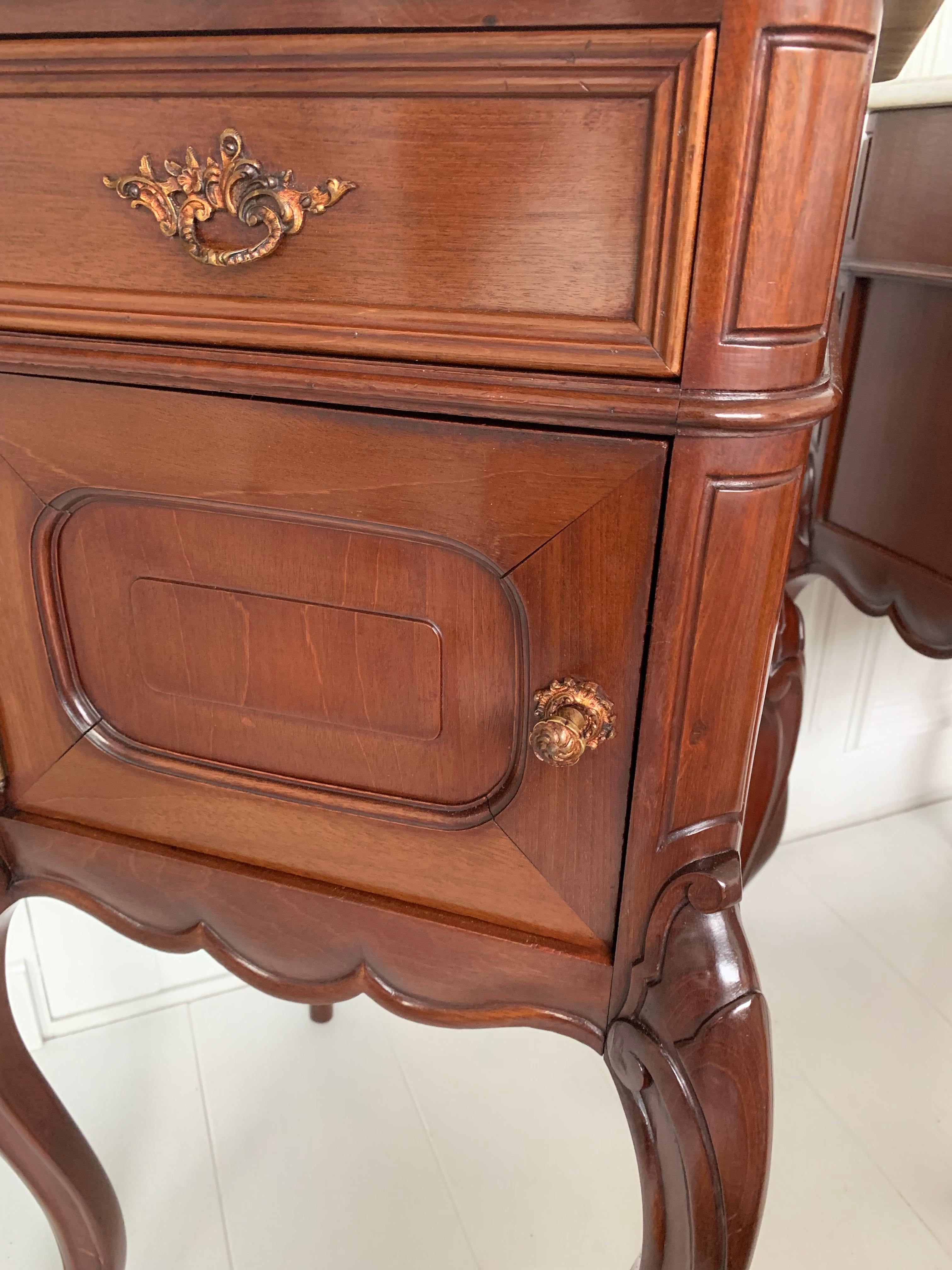 Wonderful Nutwood Bedside Cabinets / Night Stands w. Snow White Marble Tops For Sale 9