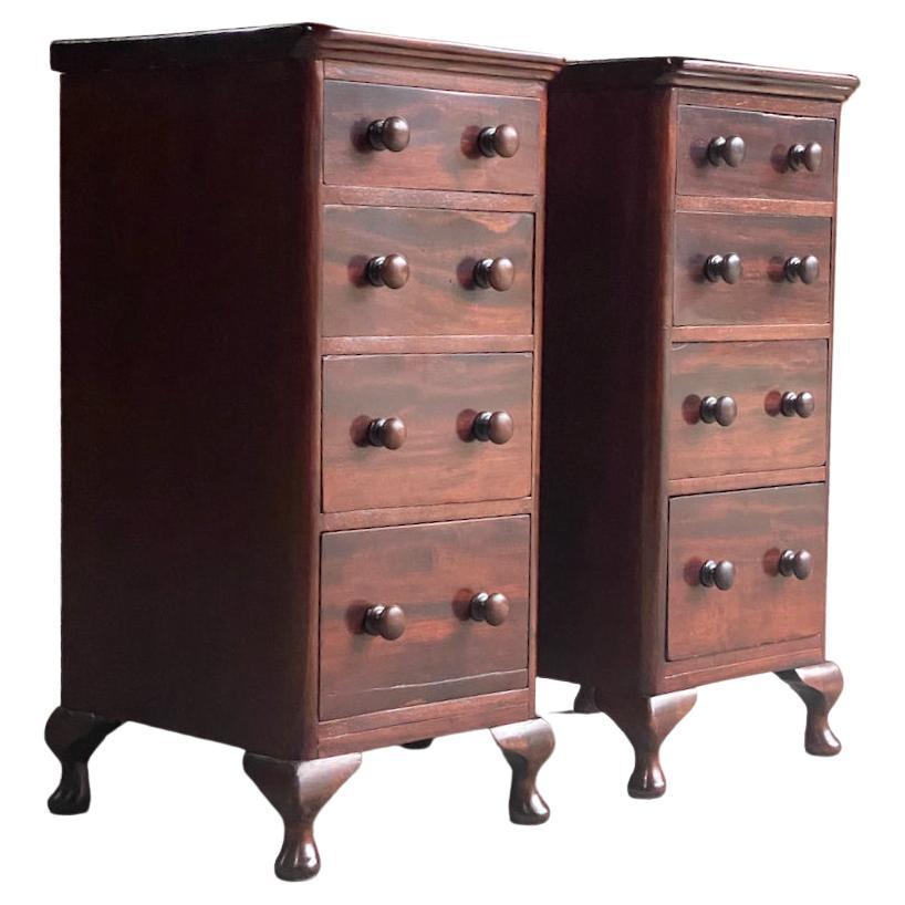 Antique American Victorian Walnut Tripod Games / Chess Table, circa