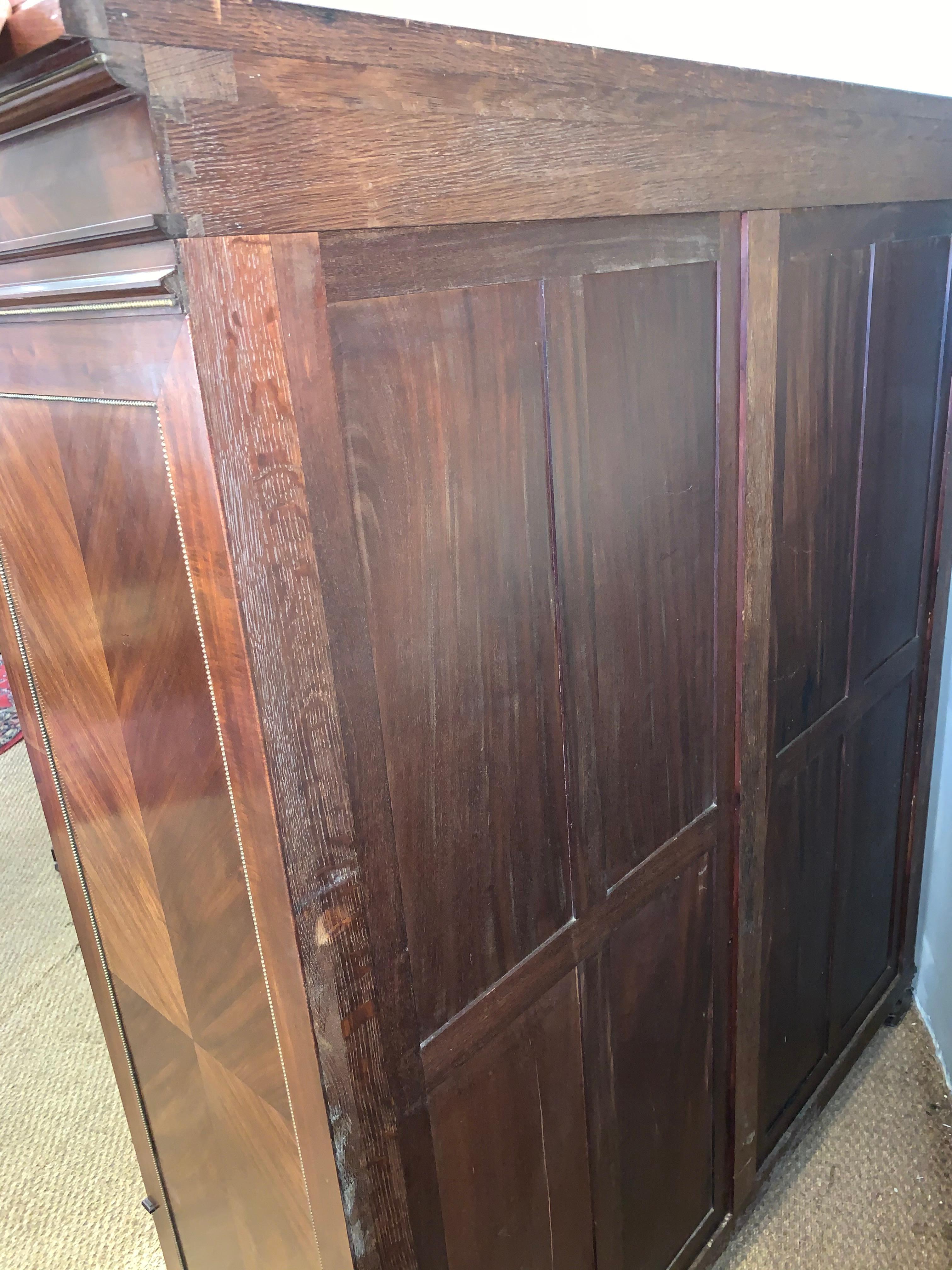 Antique Mahogany Bookcase For Sale 6